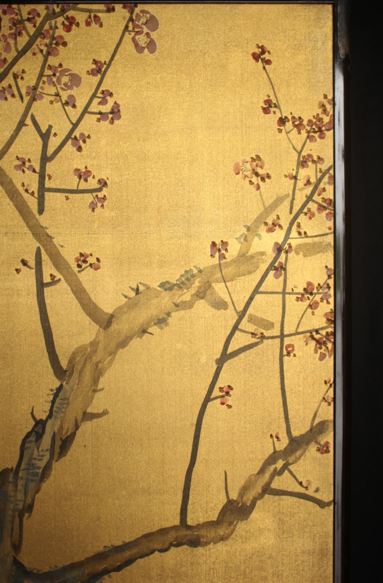Silk B14 Japanese Antiques 2panels, silk, folding Screen with Gold basGold base For Sale