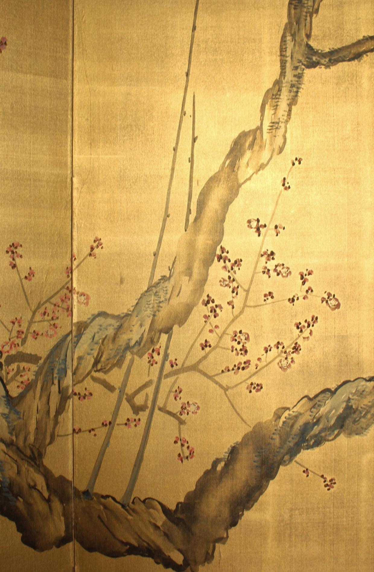 B14 Japanese Antiques 2panels, silk, folding Screen with Gold basGold base For Sale 2