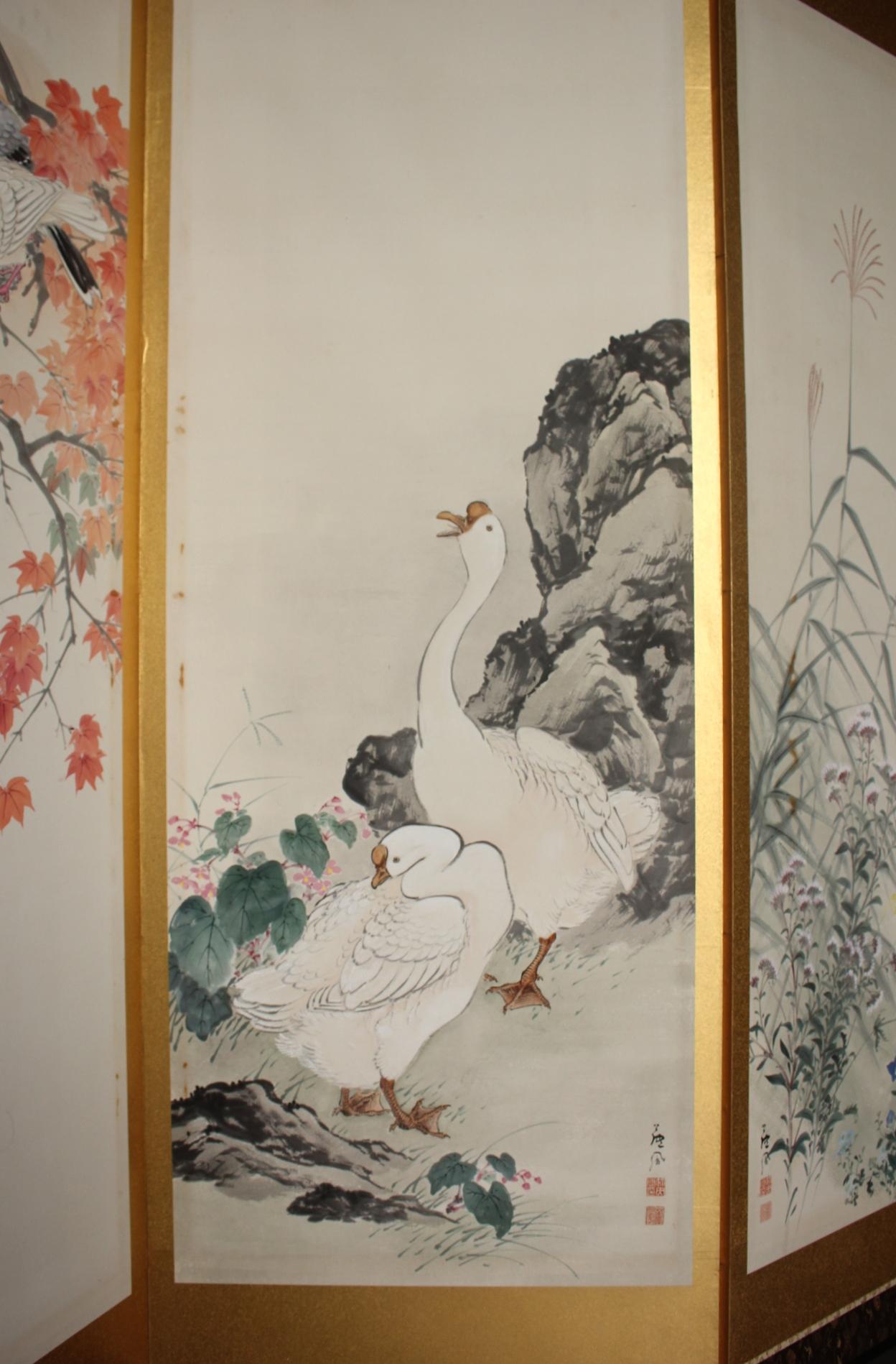 B3 Japanese Antiques 6-panel, gold back, flower & bird duck, folding screen en venta 2