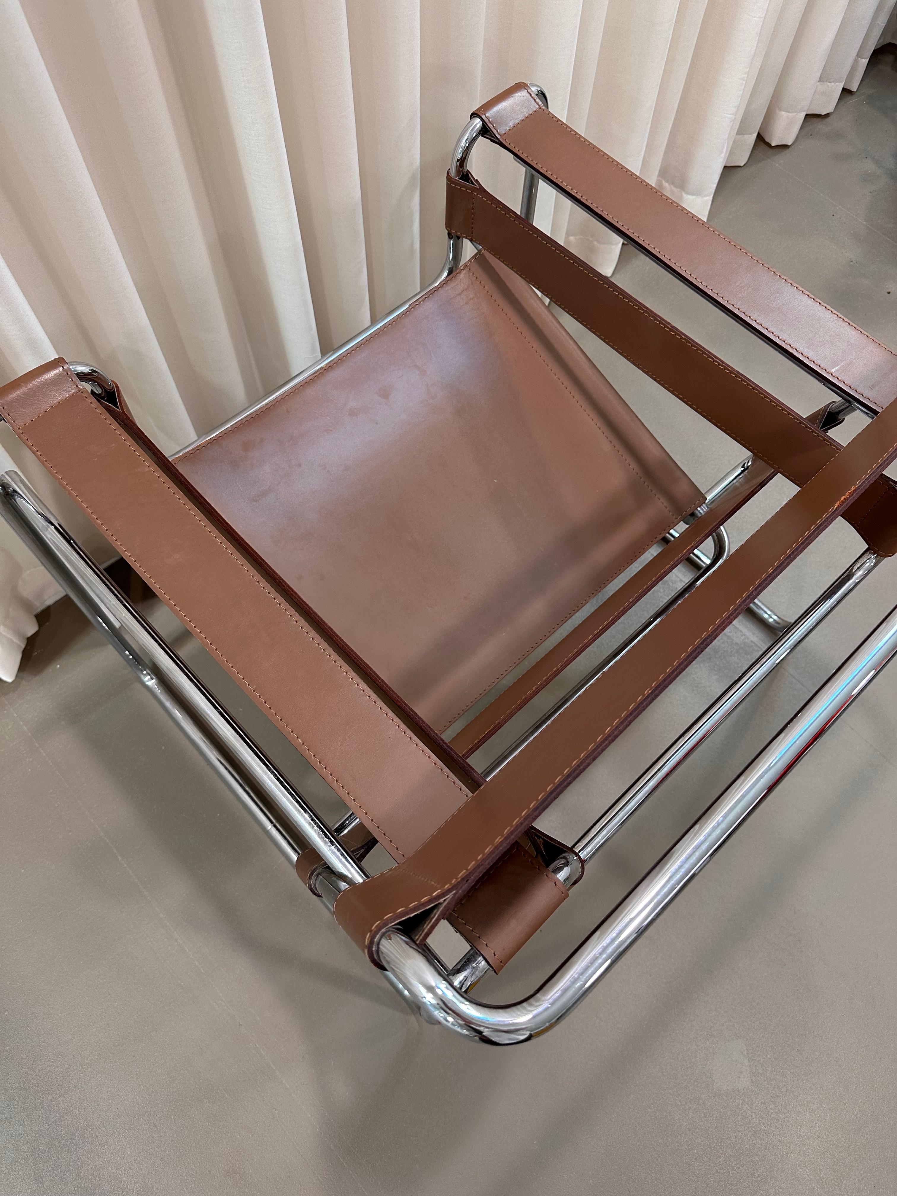 B3 Wassily Armchair by Marcel Breuer Edition Gavina Italy, circa 1960 In Good Condition For Sale In BYRON BAY, NSW