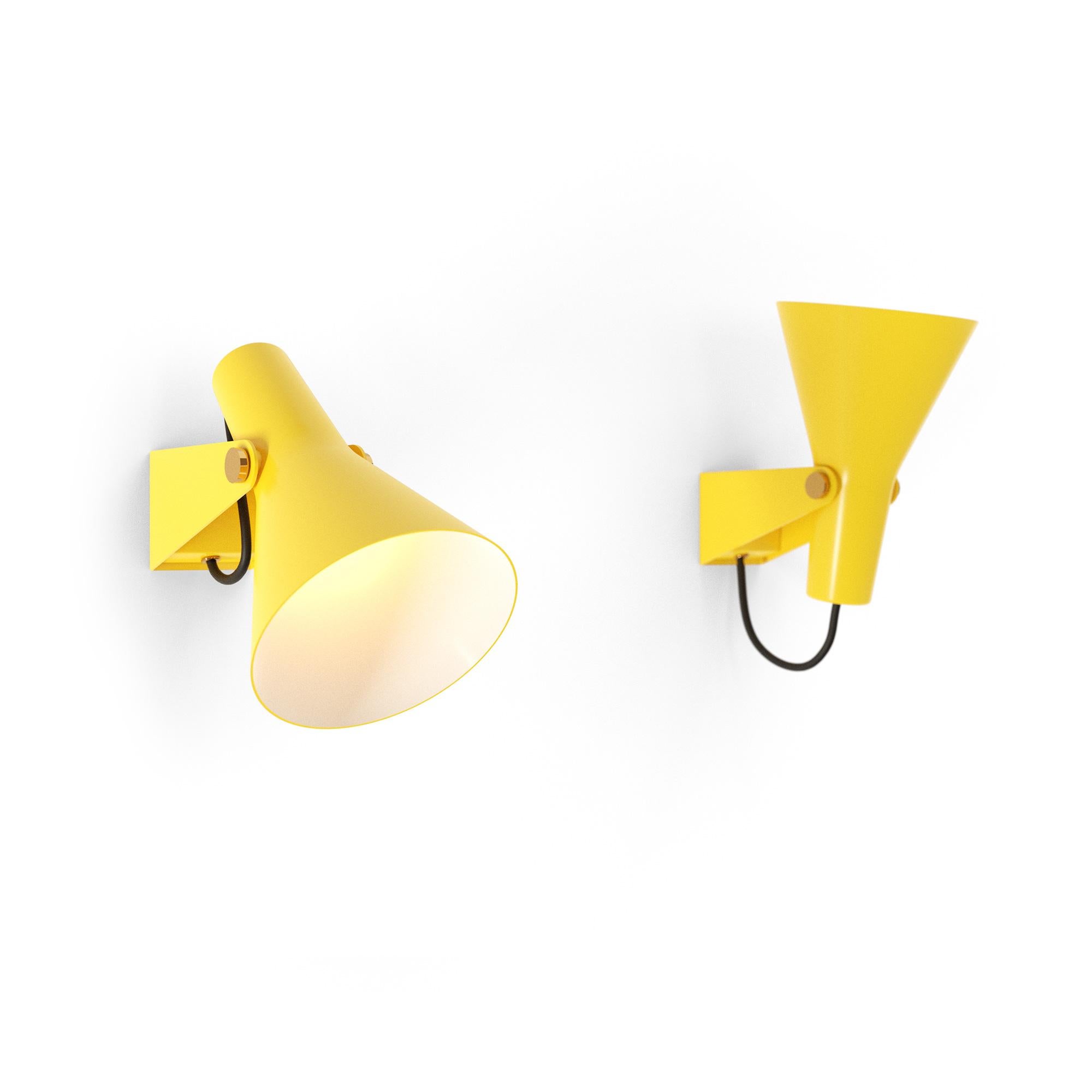 Laqué Lampe murale jaune B3 de Disderot en vente