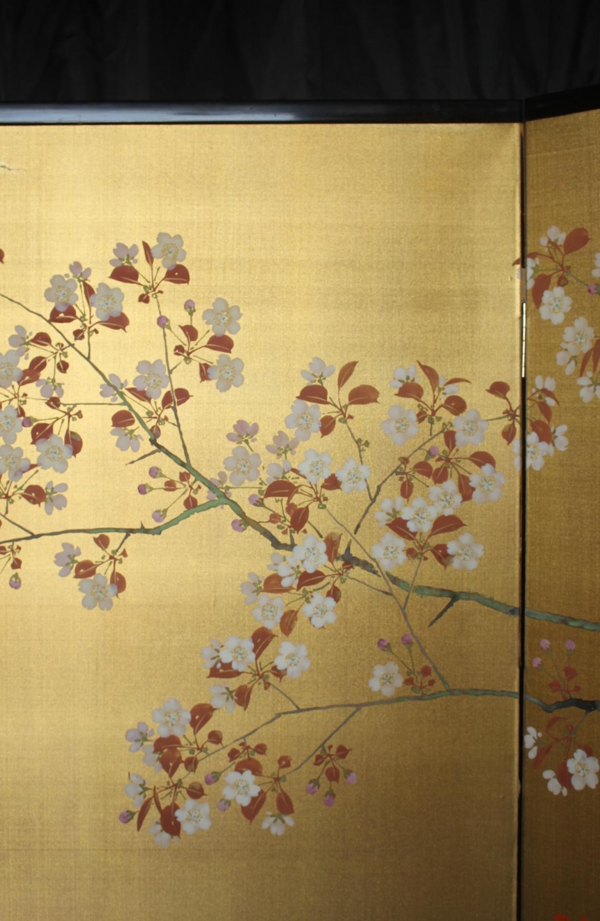 B35 Japanese Antiques Gold background flowers folding screen, 2-panel In Distressed Condition For Sale In Niiza, JP