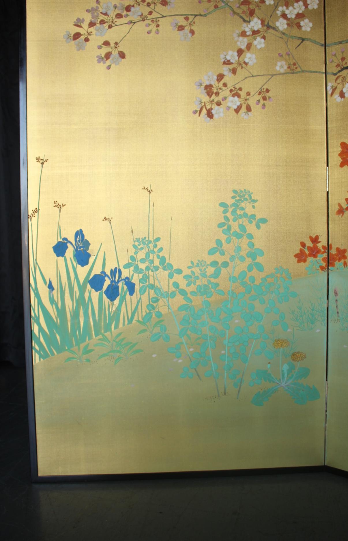 B35 Japanese Antiques Gold background flowers folding screen, 2-panel For Sale 2