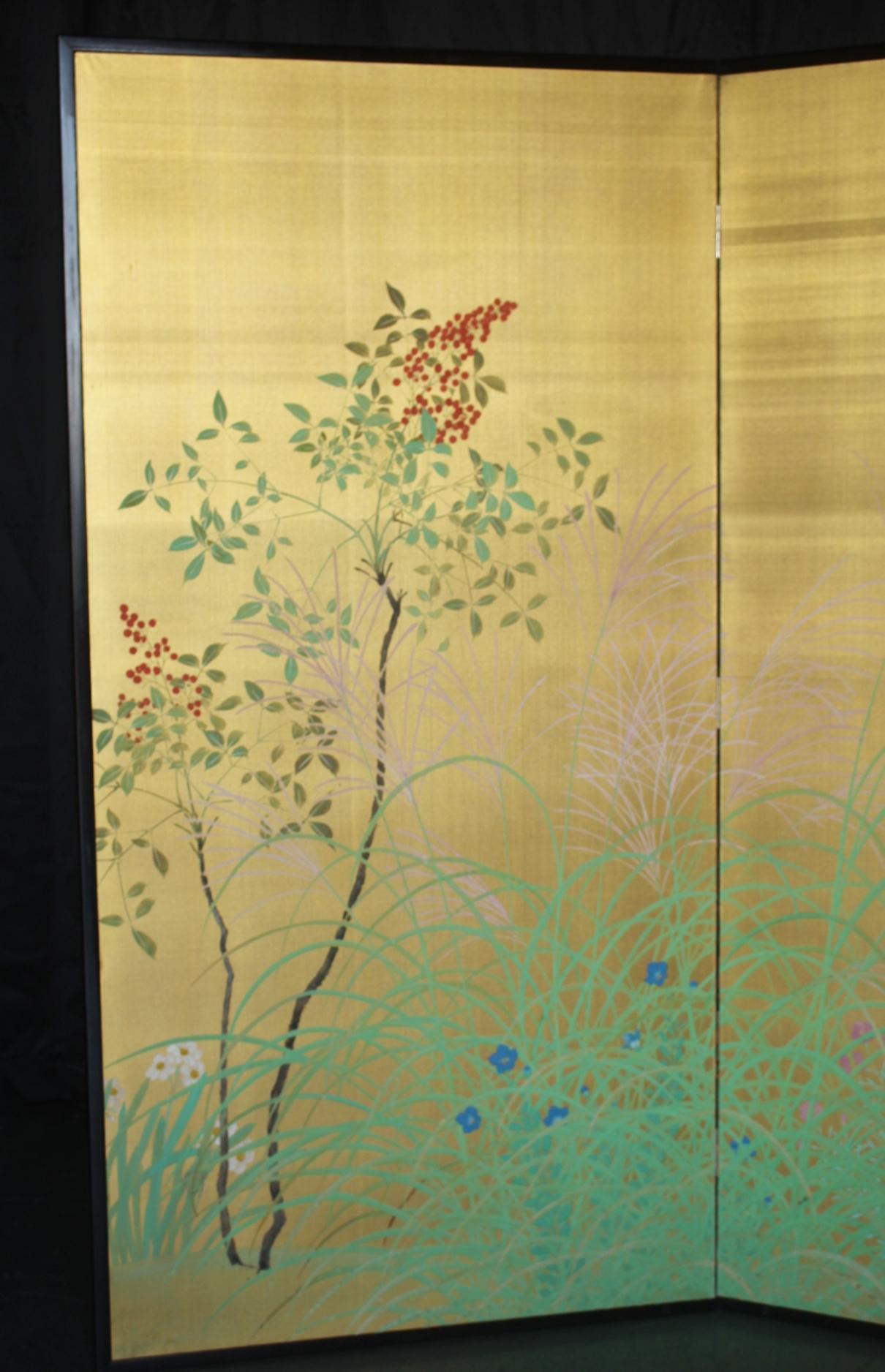 Material: Paper & Silk, wooden frame
1 piece: Width 760 x Height 1520 x Depth 20 mm
Expanded size: Width 1520 mm
Folded size: Width 760 x Height 1520 x Depth 40 mm, weight 6 kg
Packaging (4-5 mm thick plywood sandwiched): 10 cm x 82 cm x 160 cm,