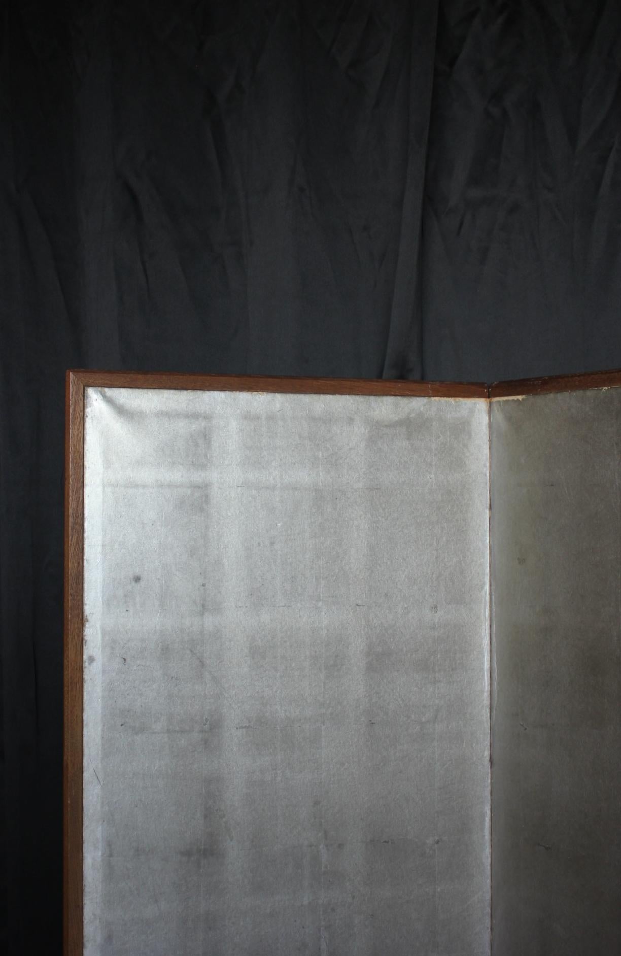 B46 Old Japanese 6panels, Silver Paper, folding Screen, brown-rimmed In Fair Condition For Sale In Niiza, JP