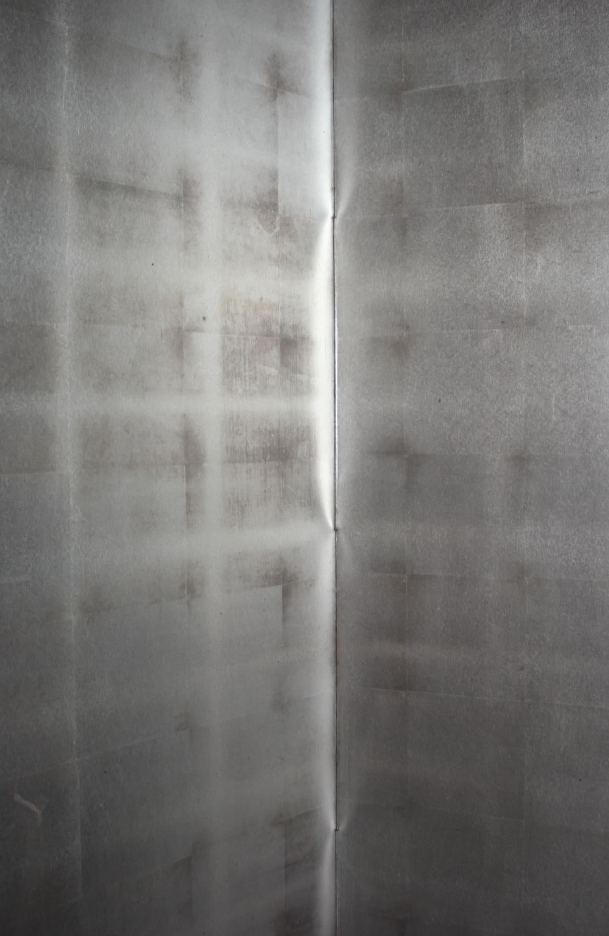 Tissu B51 Anciennes antiquités japonaises Paravent en argent, Byobu 2 panneaux en vente