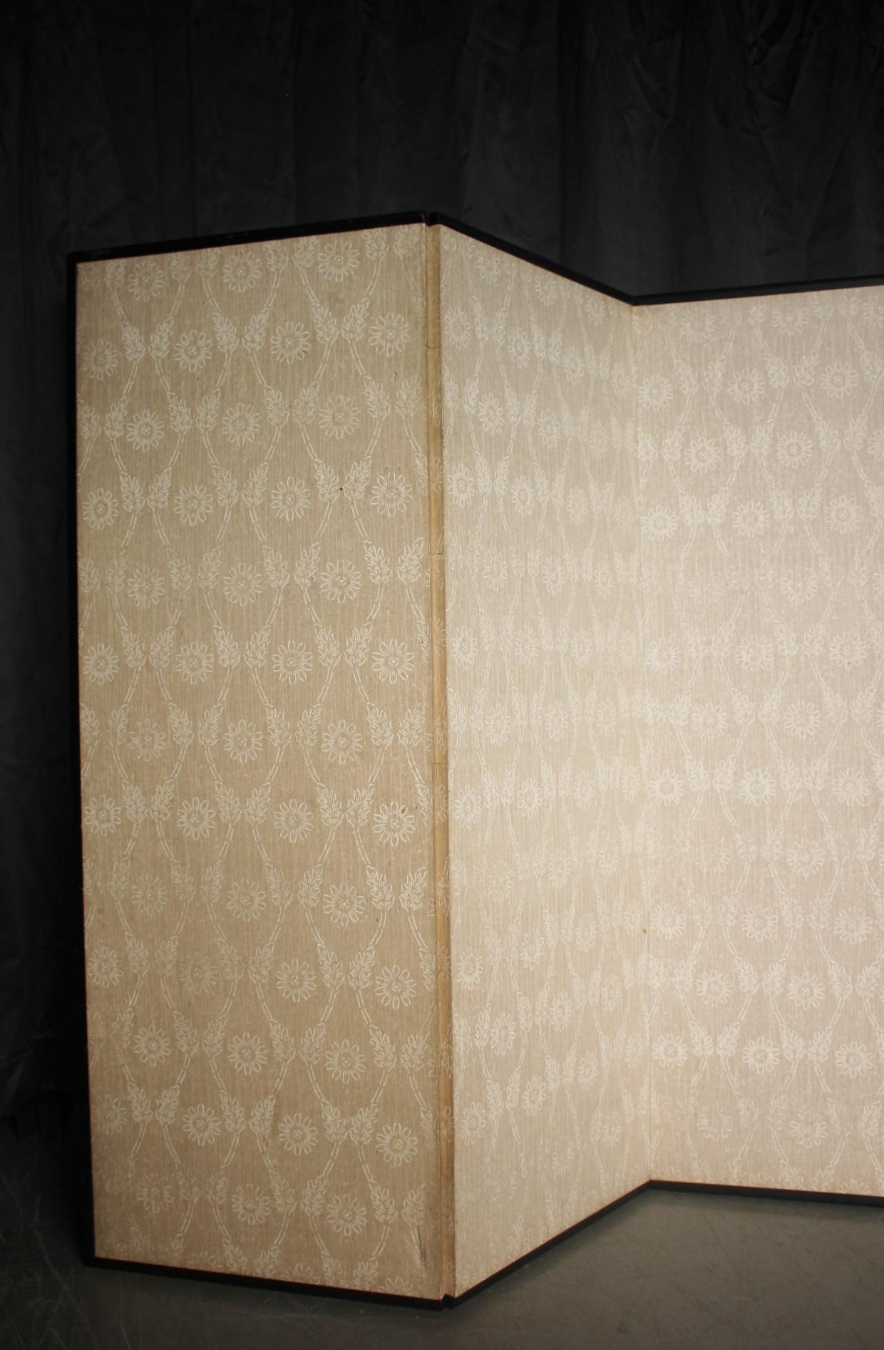 B56 Old Japanese silver paper 6panel folding screen middle size For Sale 12