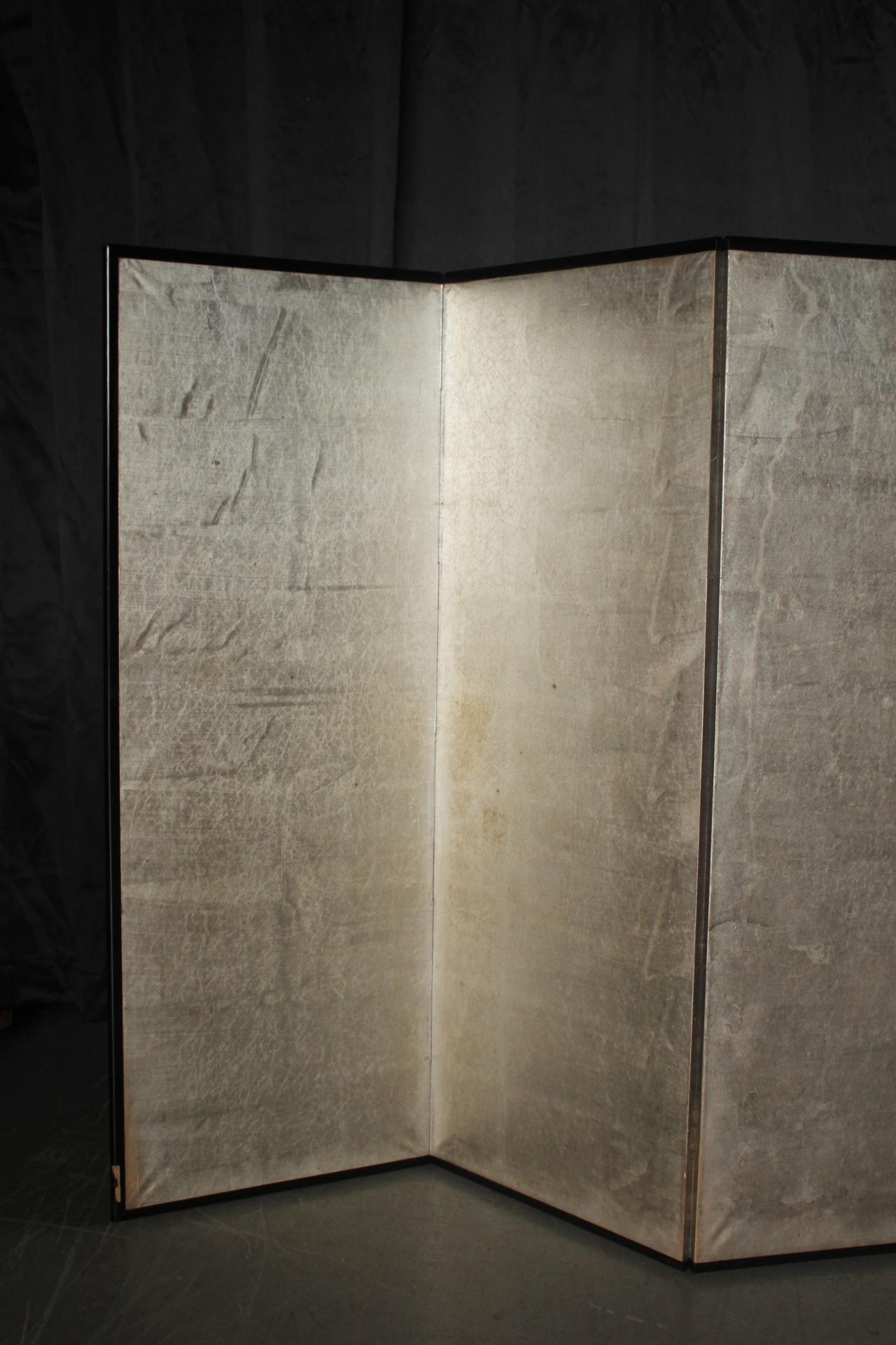 Material: Paper, wooden frame
1 piece: Width 430 x Height 1210 x Depth 15 mm
Expanded size: Width 2610 mm
Folded size: Width 445 x Height 1210 x Depth 95 mm, weight 7 kg
estimate Packaging (5-10 mm thick plywood sandwiched): 16 cm x 52 cm x 130 cm,