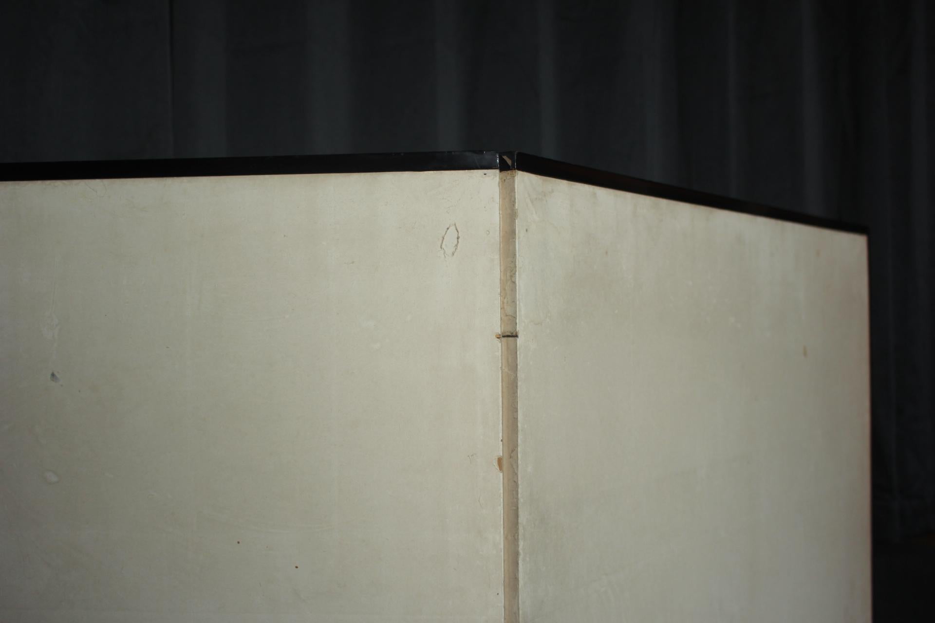 B84 Japanese art, Ink painting on gold folding screen, Sailor, 2-panel im Angebot 6