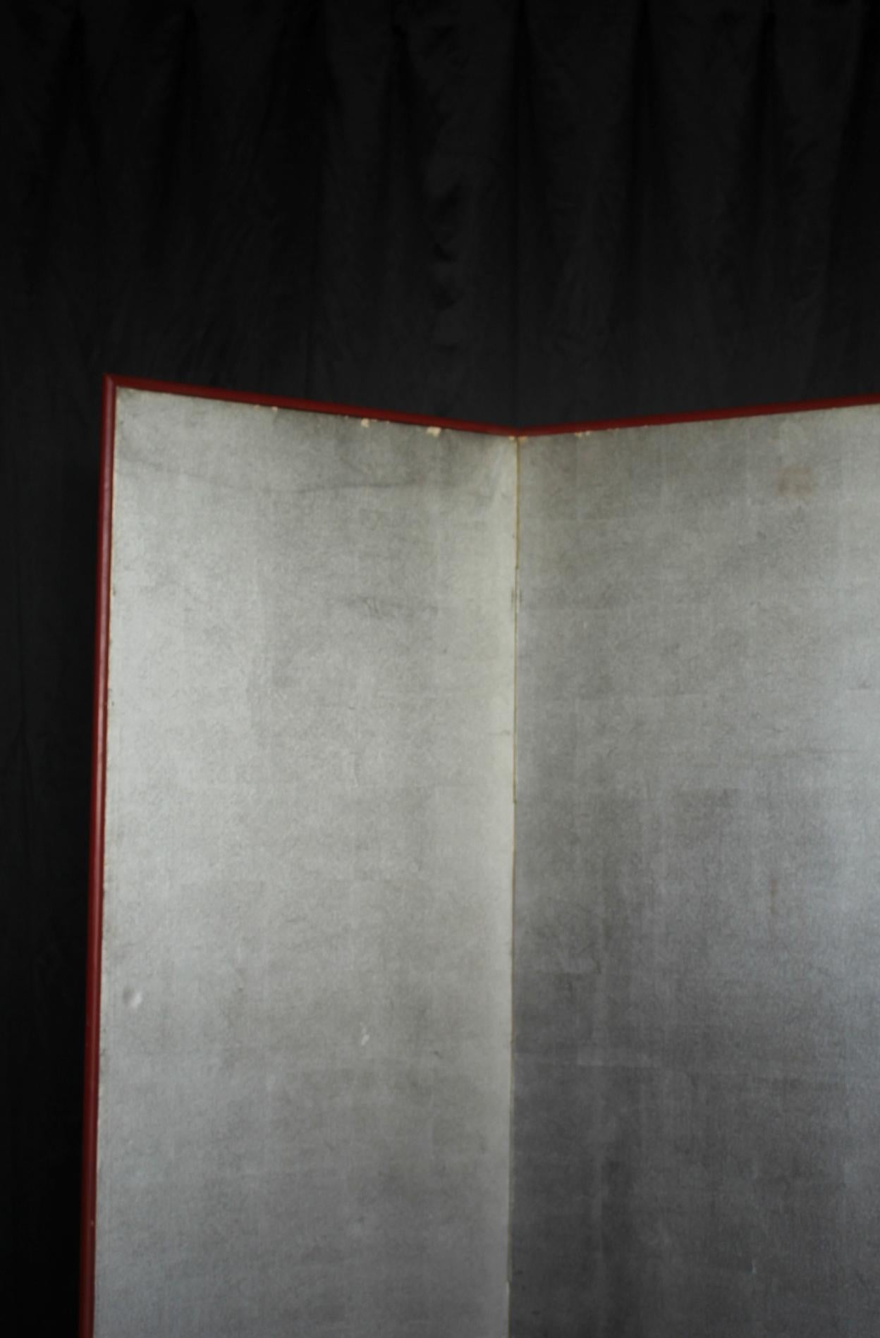 B85 Old Japanese 6panels, Silver Paper, folding Screen, red remmed (Japanisch) im Angebot