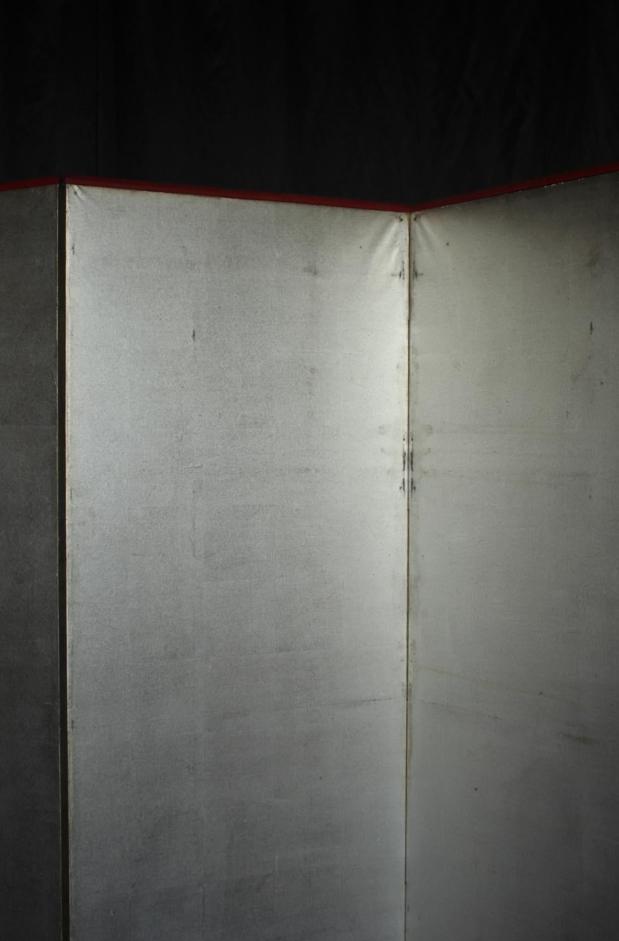 B85 Old Japanese 6panels, Silver Paper, folding Screen, red remmed im Angebot 2