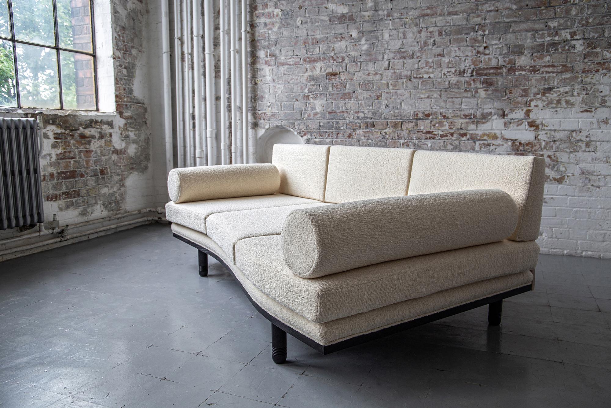 Baalbek, Trapezförmiges Sofa Daybed von Toad Gallery, Contemporary Edition 2022 im Angebot 5