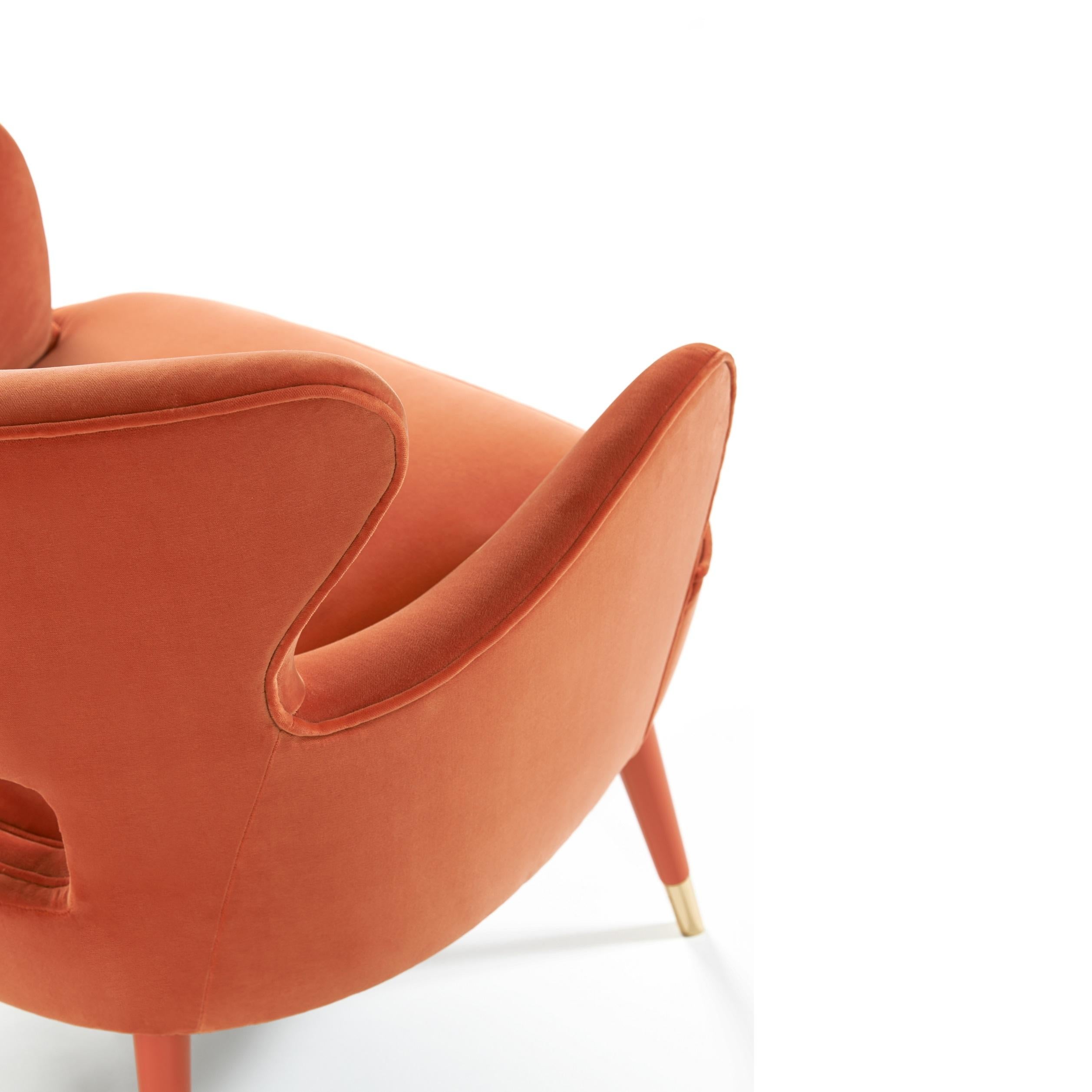 Babe Armchair: A Contemporary Mid-Century Icon with Haute Couture Upholstery In New Condition For Sale In NEW YORK, NY