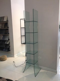 Babele-Vitrine aus geschwungenem Glas von Massimo Morozzi für FIAM Italia