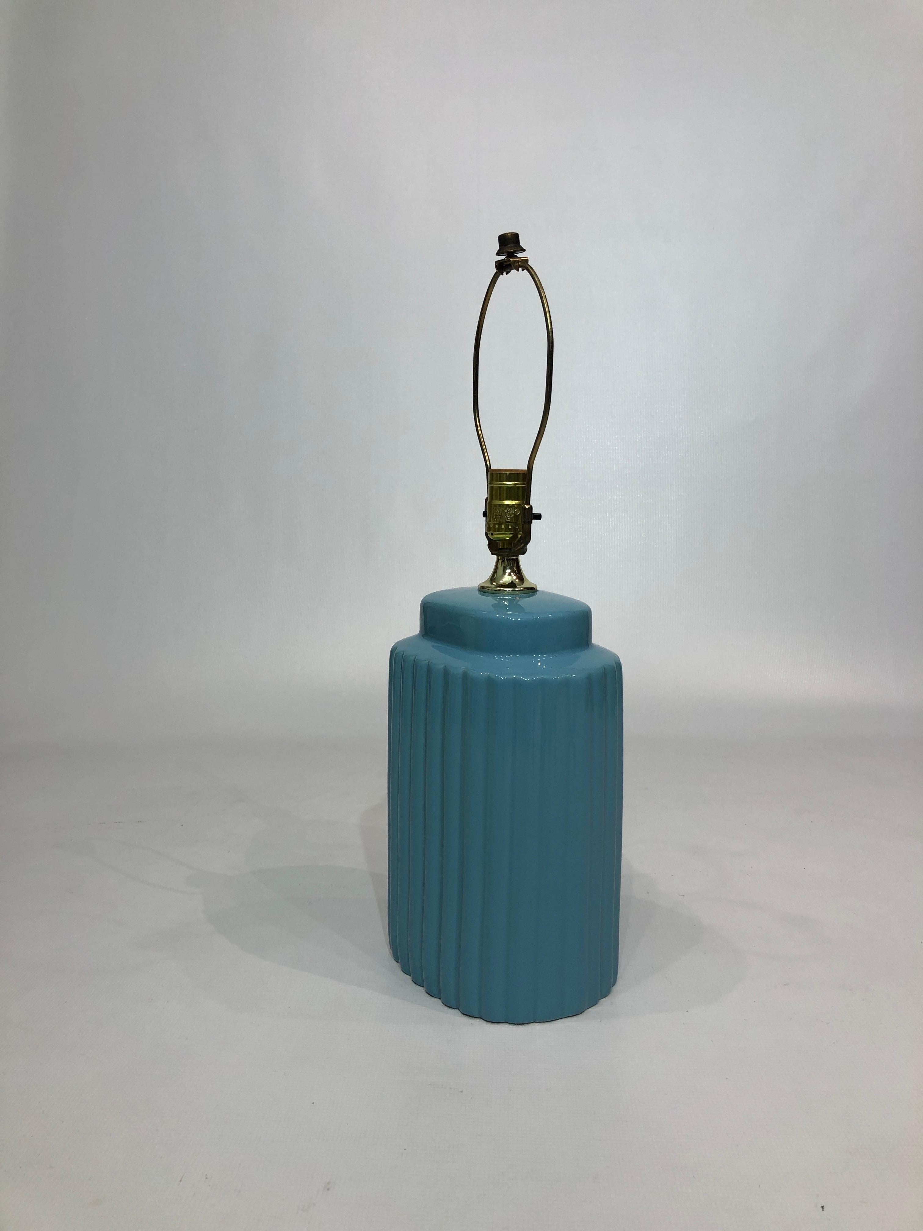 Baby Blue Ceramic Table Lamp 1970s Art Deco Style Hollywood Regency Pastel 1980s For Sale 3