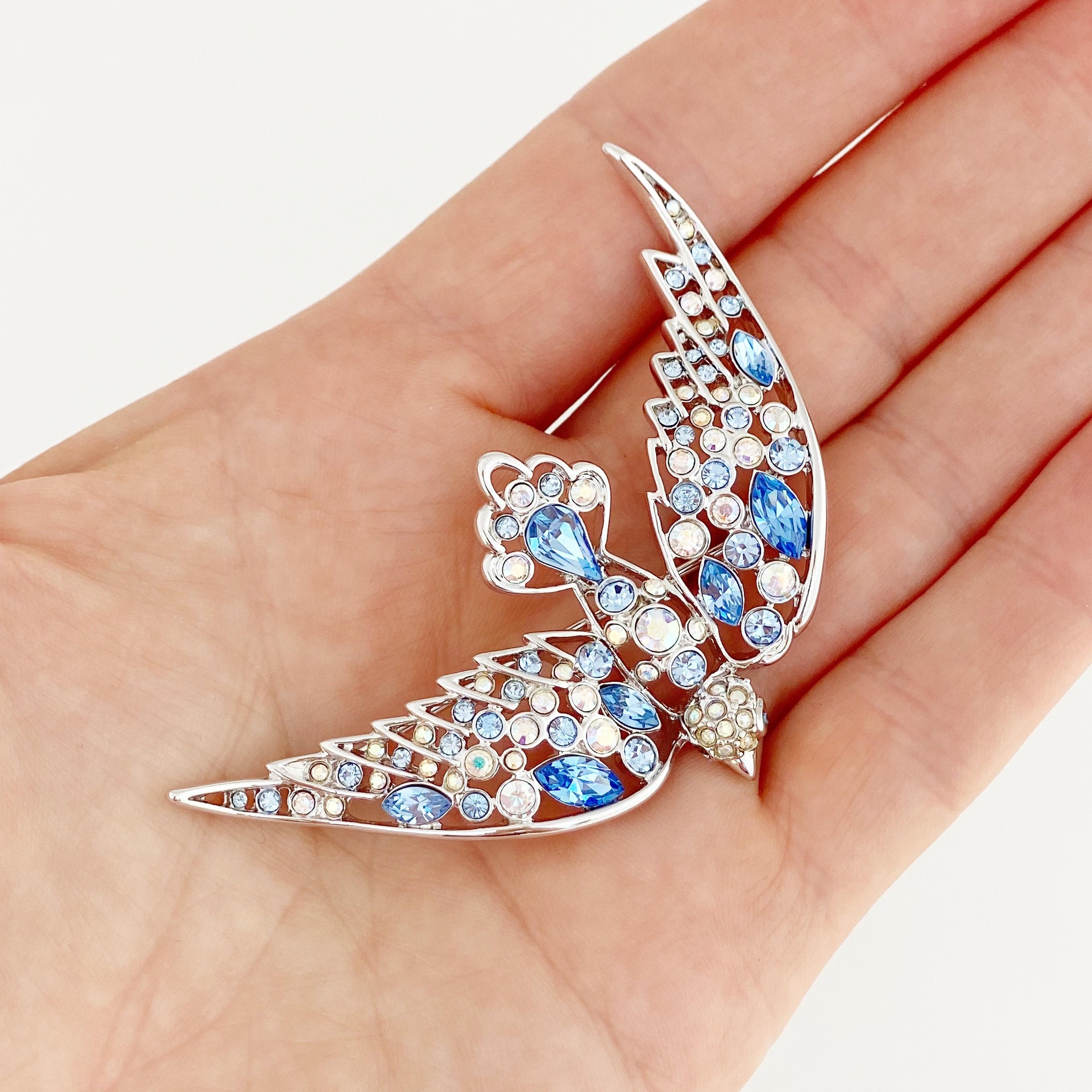 Baby Blue Crystal Encrusted Bird Figural Brooch By Nolan Miller, 1990s In Good Condition In McKinney, TX