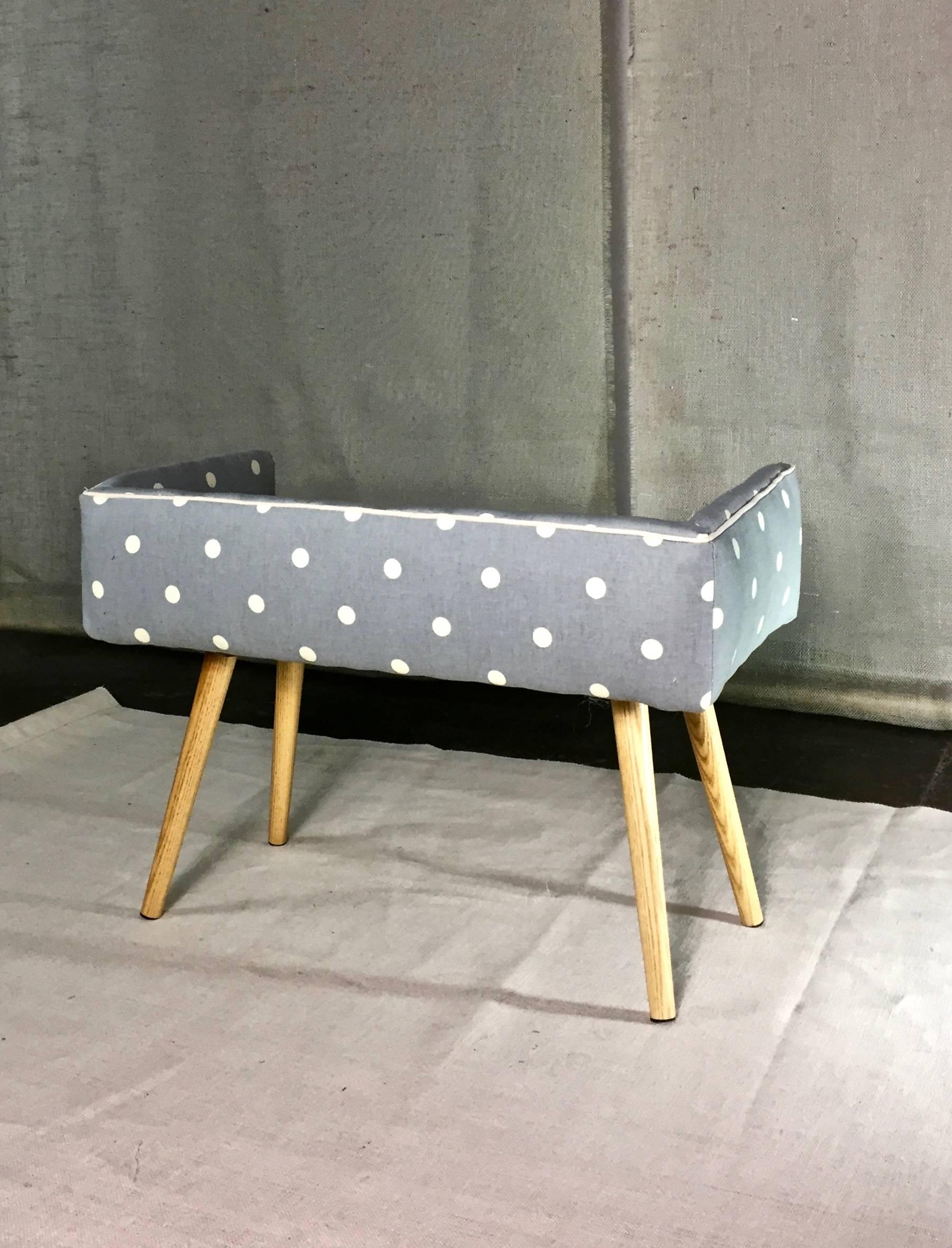 Baby Blue Polka Dot Vanity-Sized Stool In Excellent Condition For Sale In Brooklyn, NY