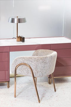 Baby, Chair with metal leg and wooden boy covered by fabric or leather