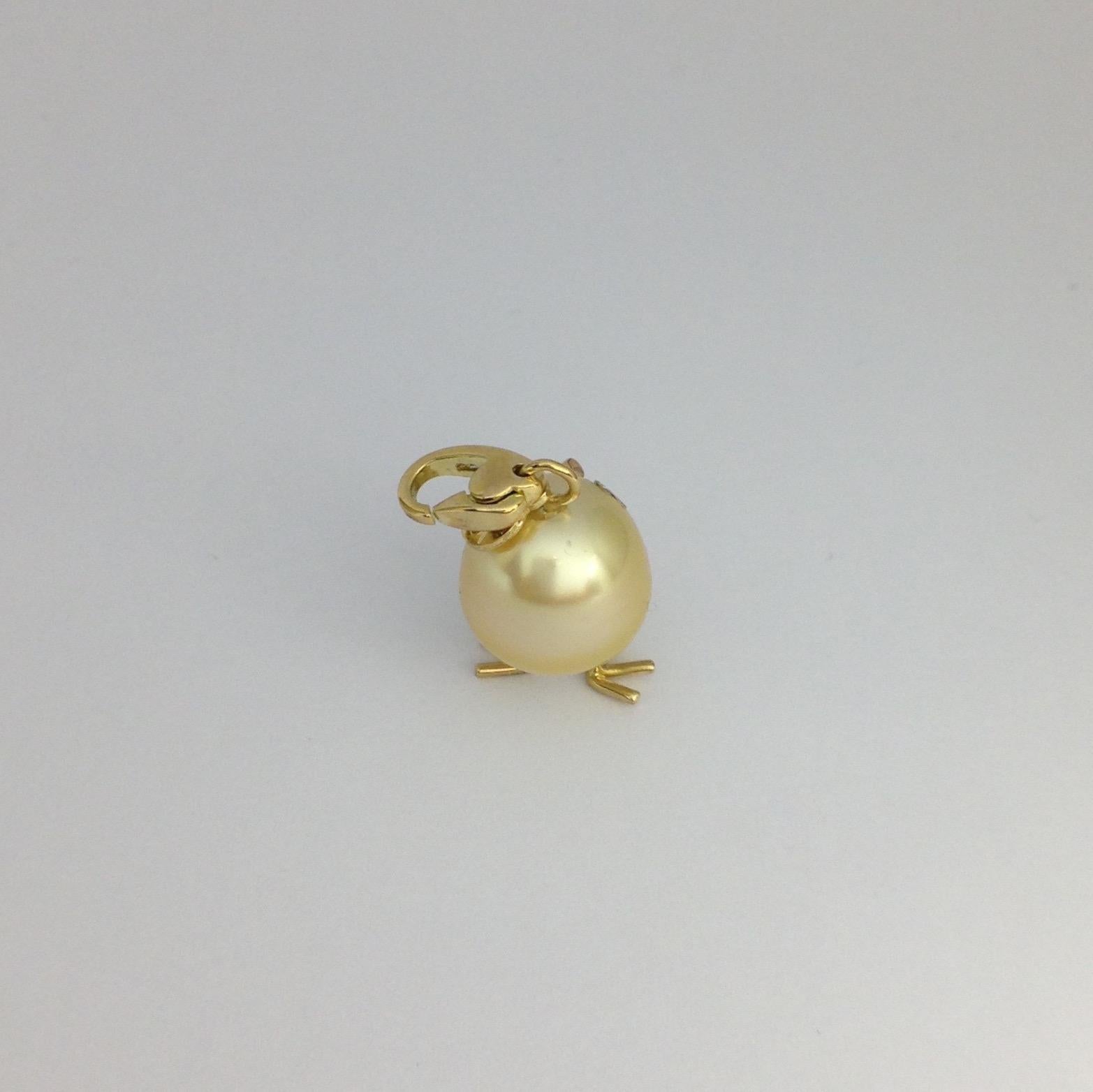 Baby Chick Australian Pearl Diamond Yellow 18 Karat Gold Pendant/Necklace 8