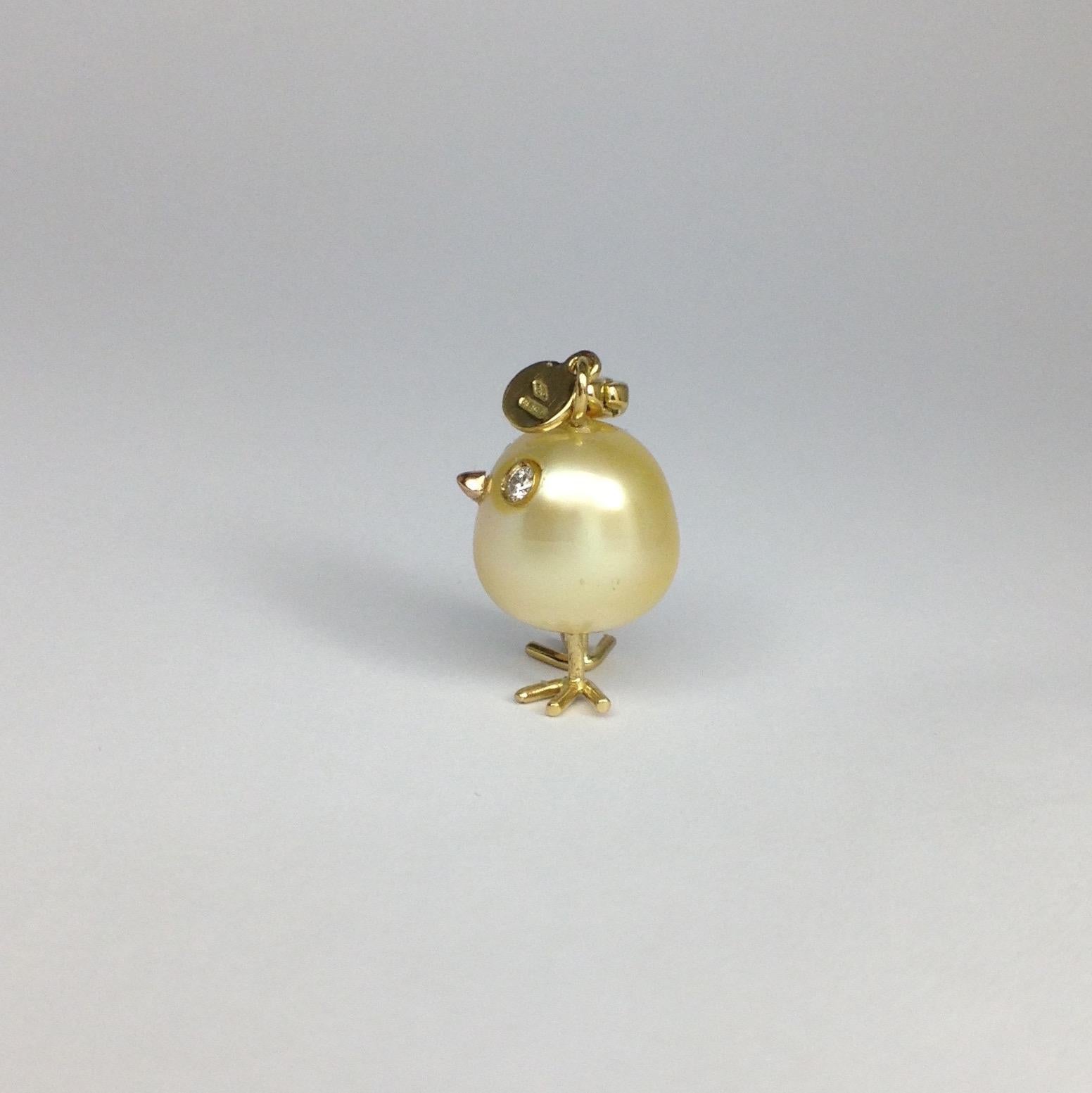 Baby Chick Australian Pearl Diamond Yellow 18 Karat Gold Pendant/Necklace 9