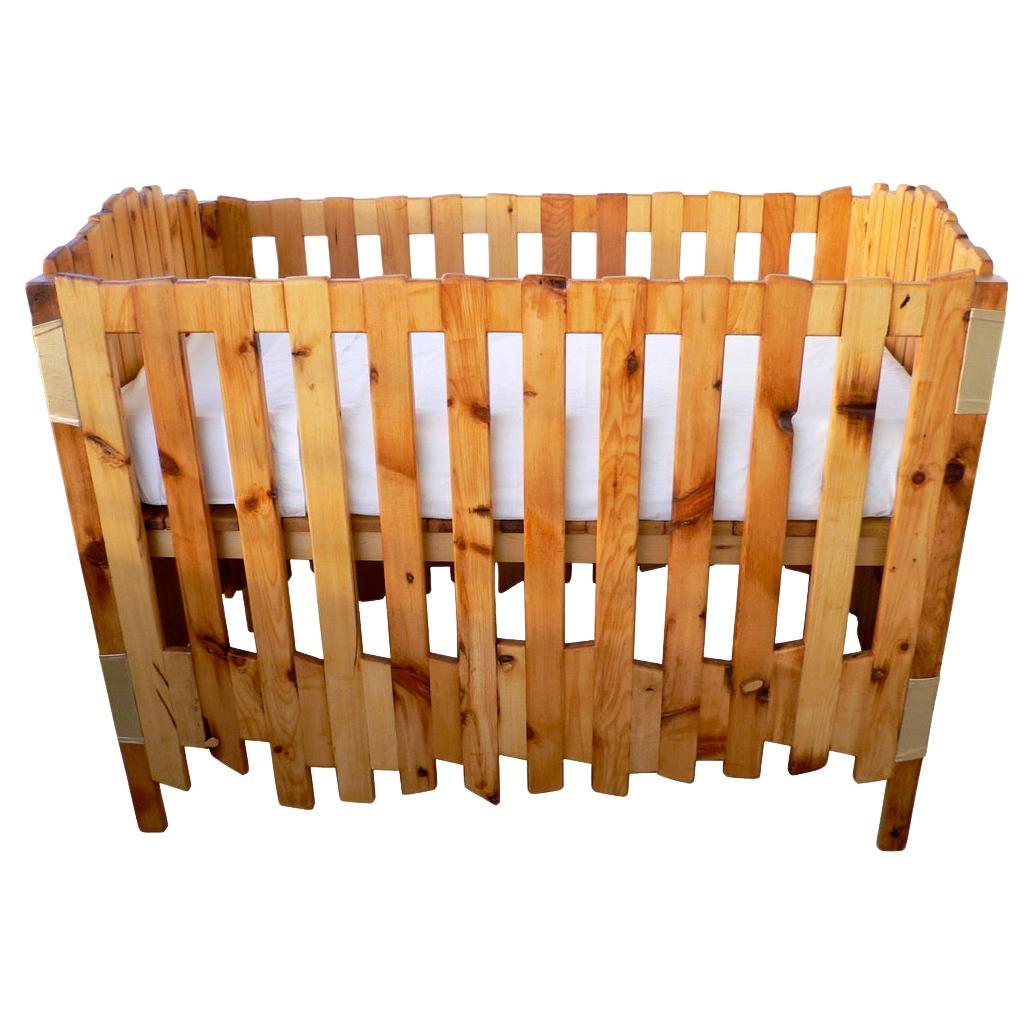 Baby Crib Reclaimed Wood, Designed and Manufactured by Rafael Calvo For Sale