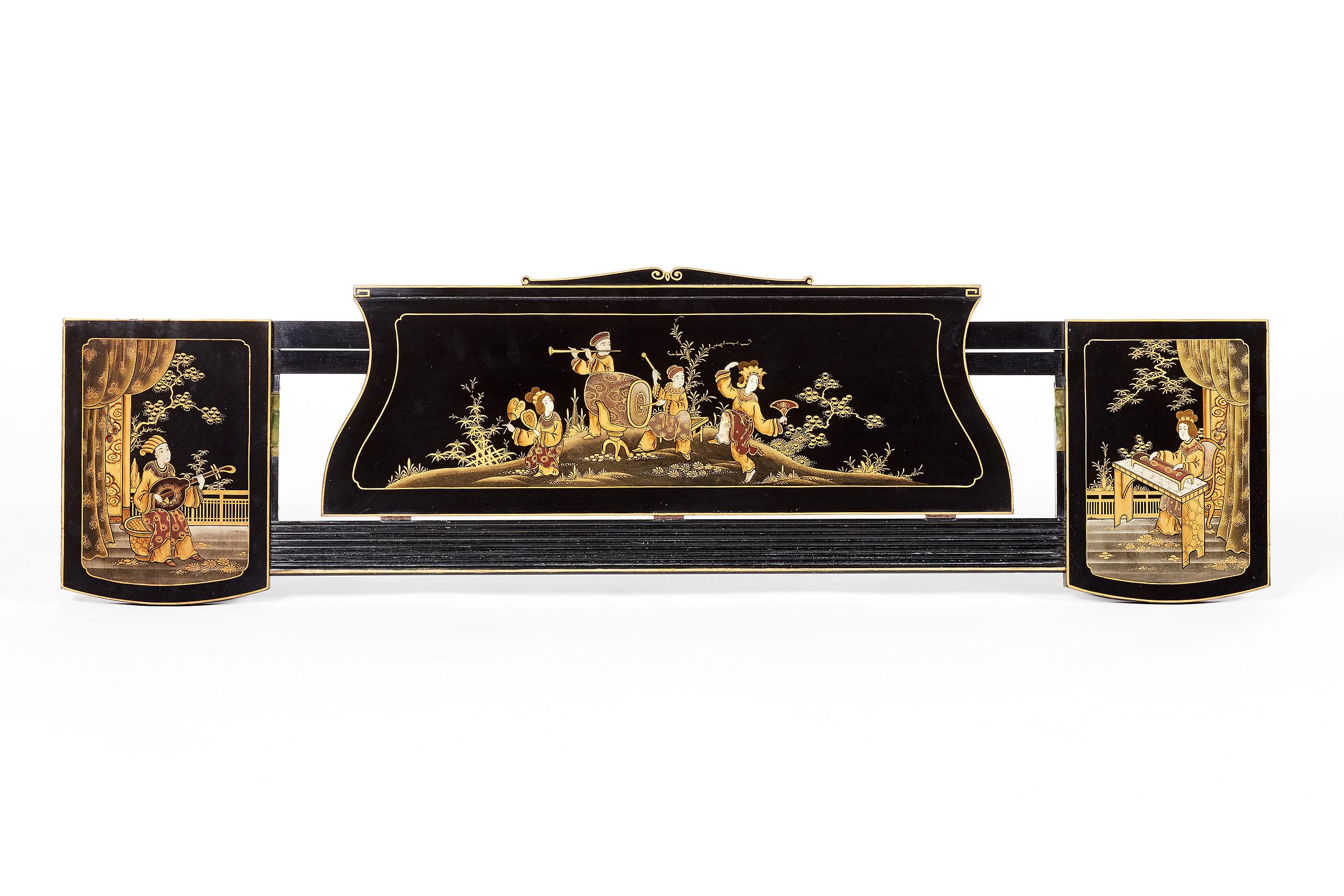 Baby Grand Piano Art Deco with Chinoiserie an Asian Fairy Talente  In Excellent Condition For Sale In Berlin, Berlin