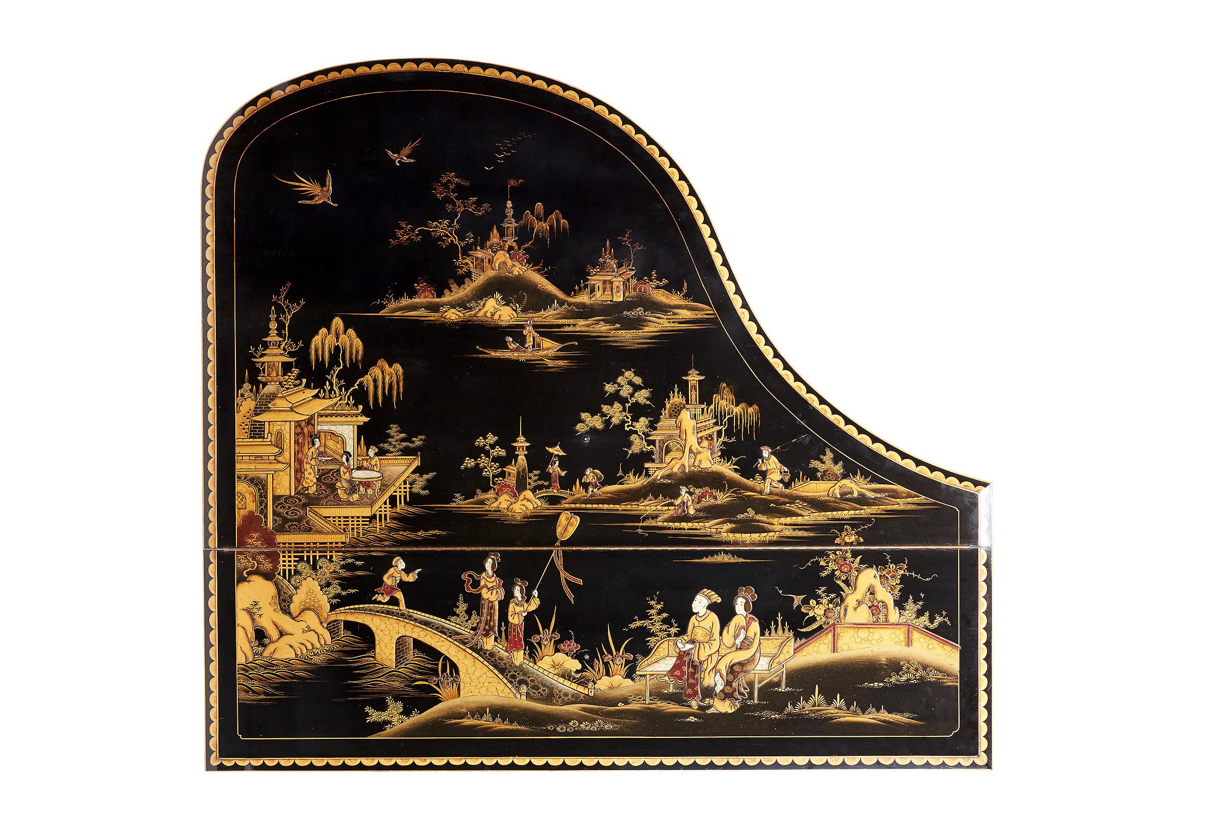 Baby Grand Piano Art Deco with Chinoiserie an Asian Fairy Talente  For Sale 3