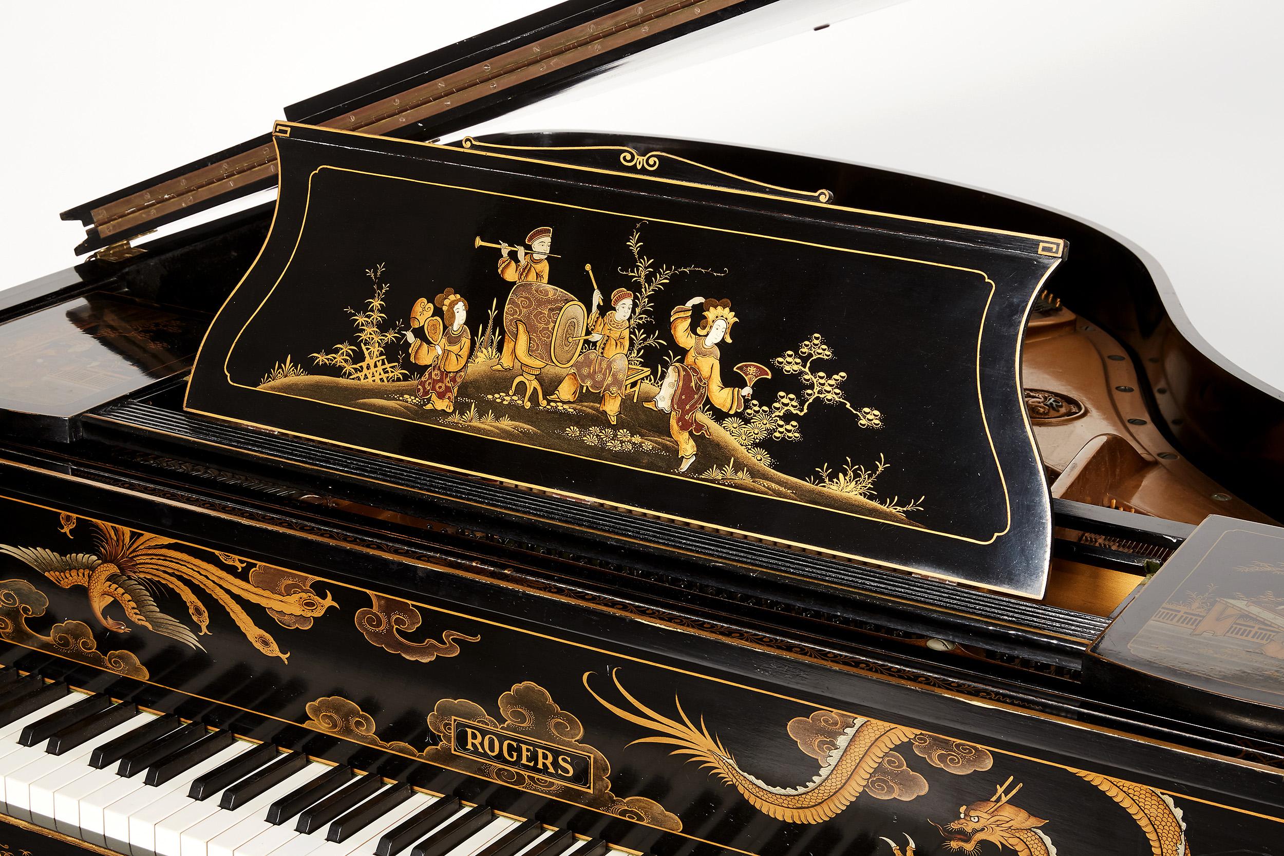 English Baby Grand Piano Art Deco with Chinoiserie an Asian Fairy Talente  For Sale