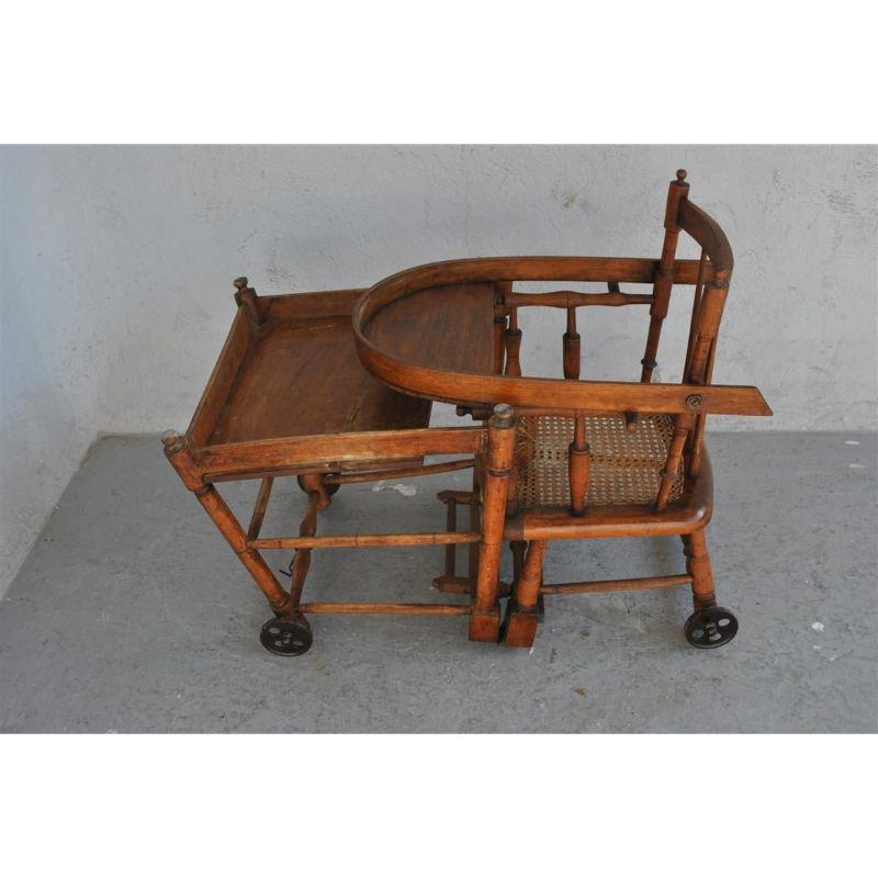Baby Hoher Stuhl mit 1900er System (19. Jahrhundert) im Angebot