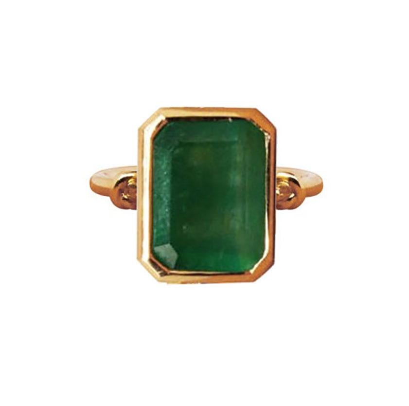 For Sale:  3ct  Knot Emerald Ring in 18ct Yellow Gold 7