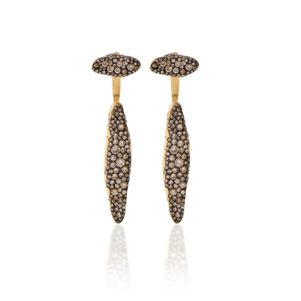 Baby Malak Flourish Earrings with 3CT of Champagne Diamond In New Condition For Sale In Beirut, LB