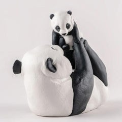 Sculpture de bébé panda