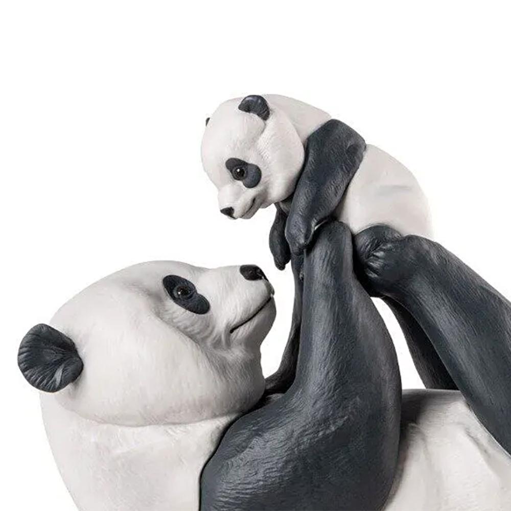 Scultura di baby panda In condizioni Nuovo in vendita a Paris, FR