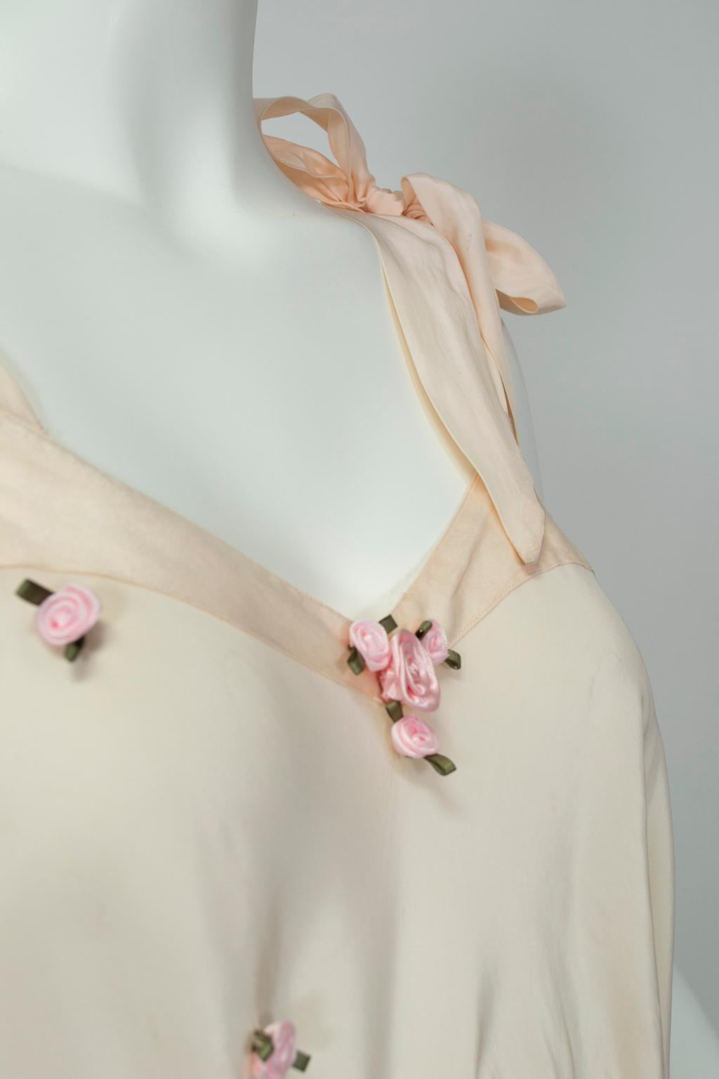Baby Pink Bias Tie-Shoulder Nightgown with Rosebud Appliqués – M, 1930s In Good Condition In Tucson, AZ