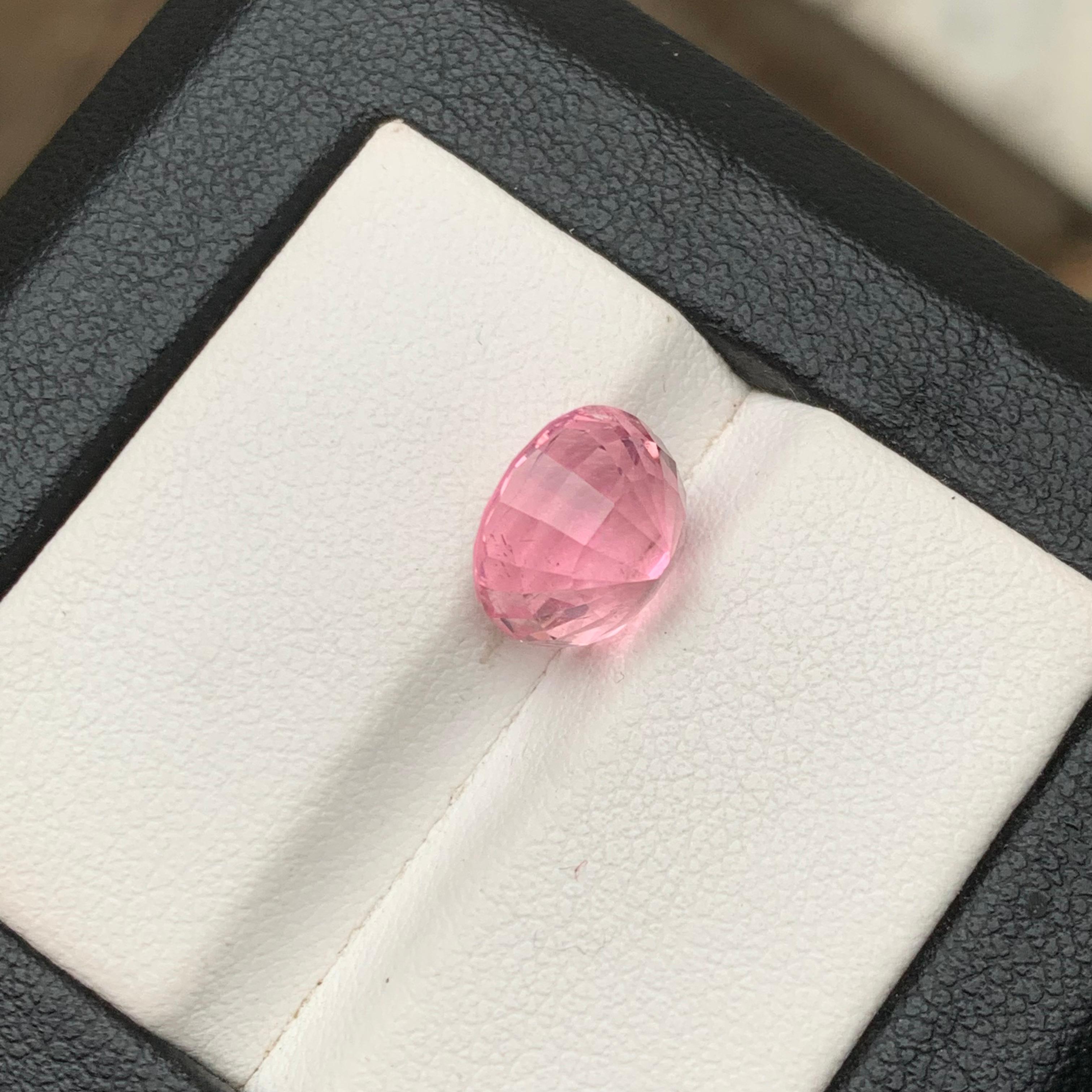 Bague en tourmaline naturelle rose pâle, pendentif pierre précieuse non sertie de 3.75 carats taille coussin Neuf - En vente à Peshawar, PK
