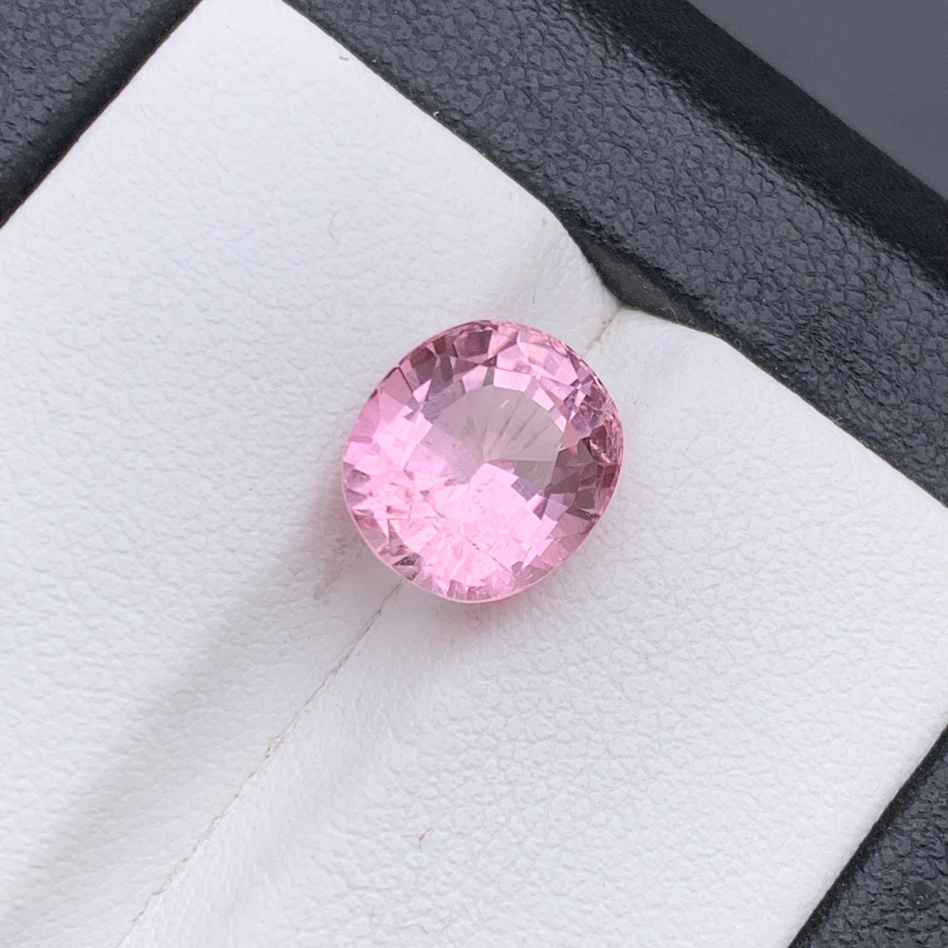 Bague en tourmaline naturelle rose pâle, pendentif pierre précieuse non sertie de 3.75 carats taille coussin Unisexe en vente
