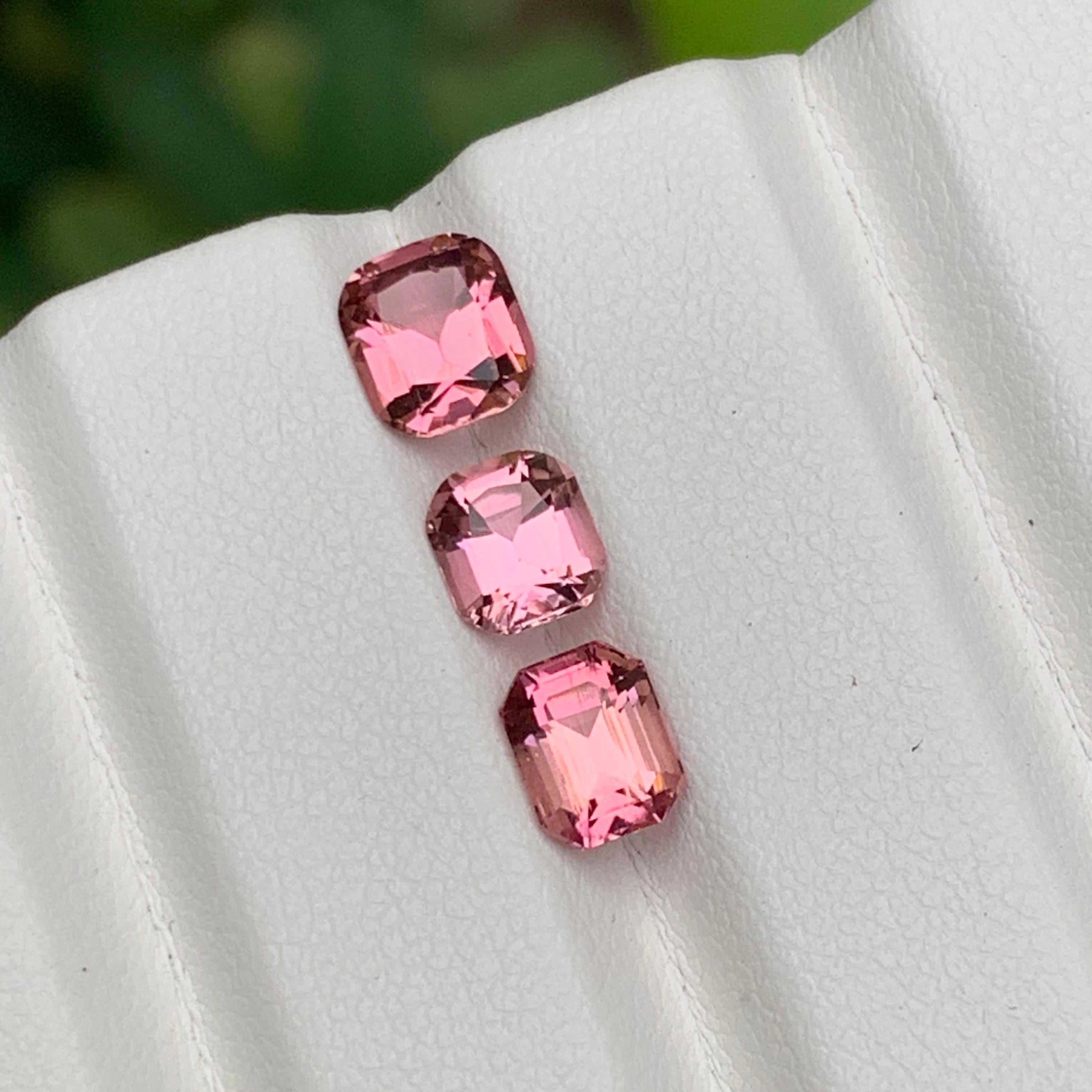 Baby Pink & Peachy Pink Natural Tourmaline Gemstones 2.95 Ct Cushion-Emerald Cut In New Condition For Sale In Peshawar, PK