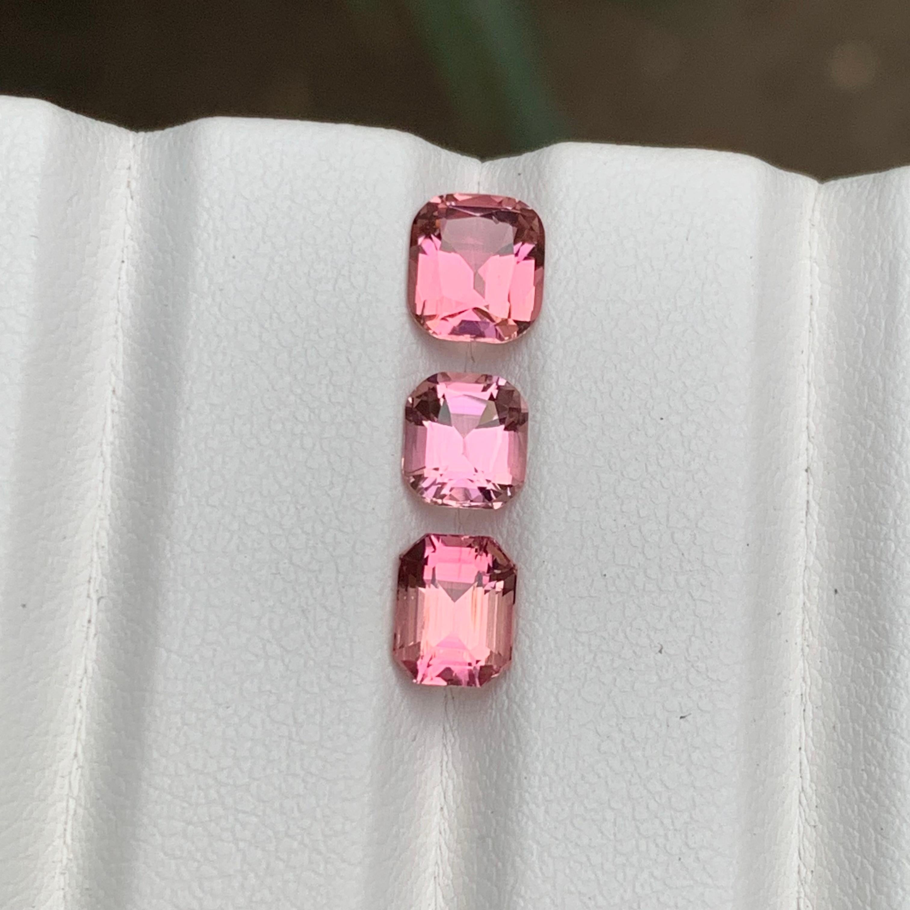 Baby Pink & Peachy Pink Natural Tourmaline Gemstones 2.95 Ct Cushion-Emerald Cut For Sale 1