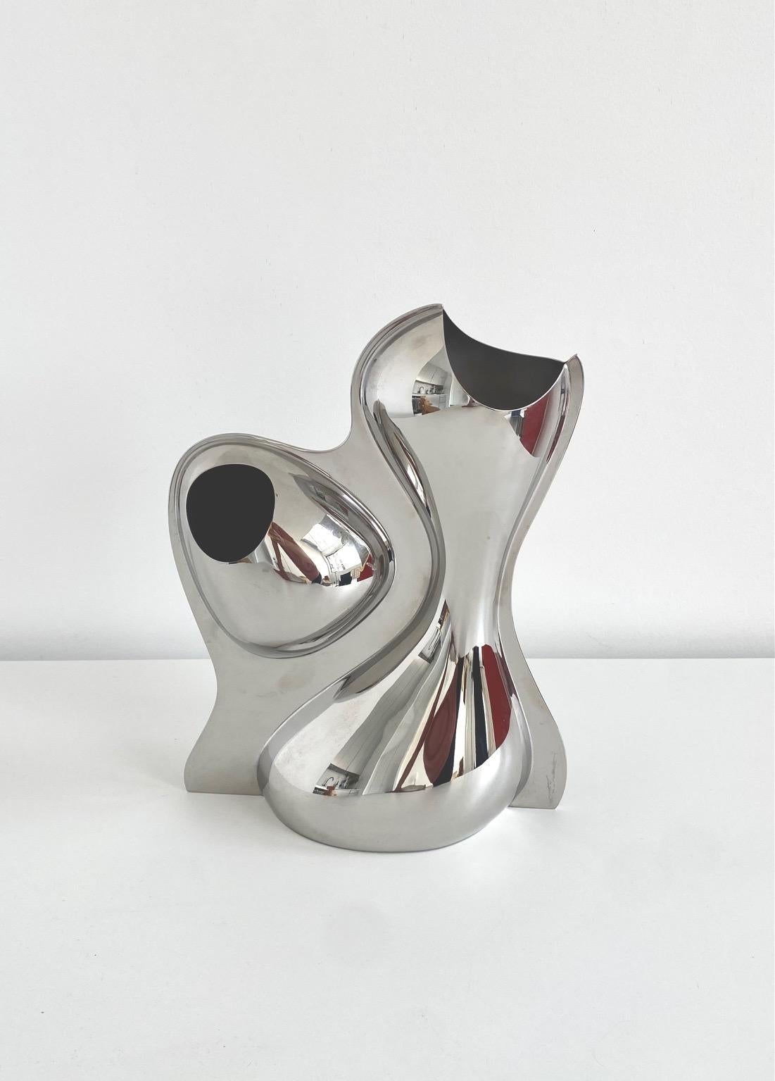 Babyboop RA06 sculpture vase by Ron Arad - Alessi, 2002 For Sale 2