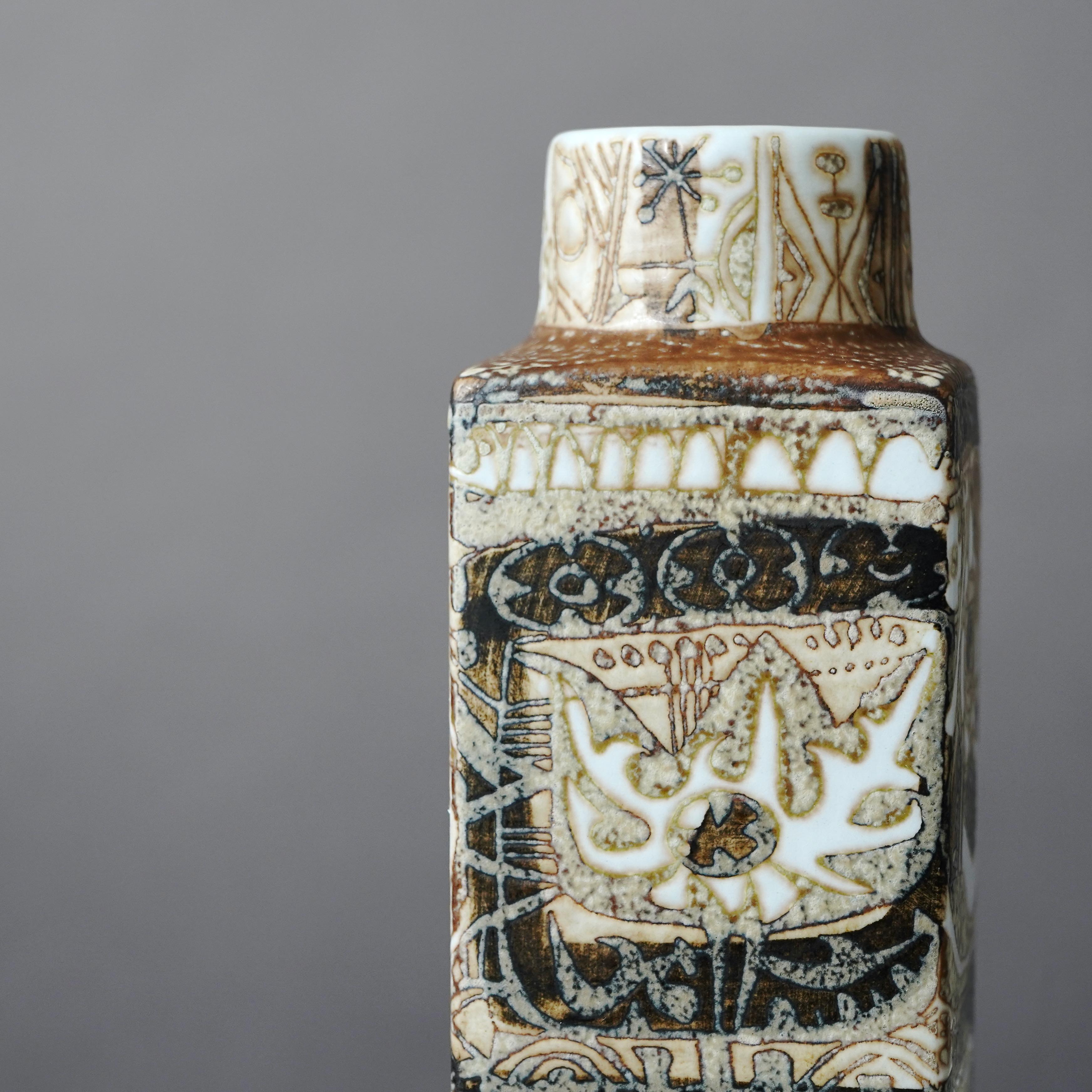 Vaso in maiolica Baca di Nils Thorsson per Royal Copenhagen, Danimarca, anni '70 in vendita 2