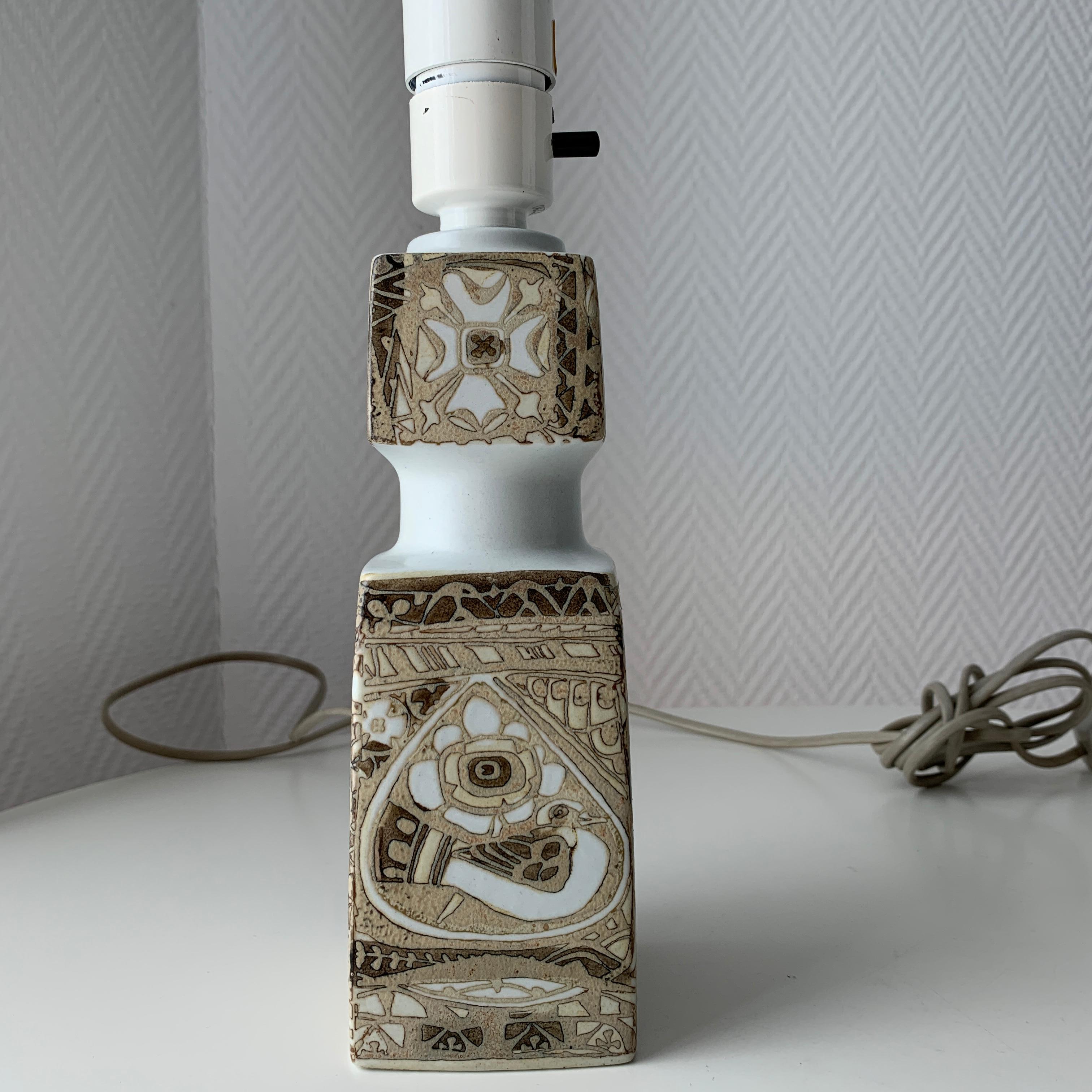 Baca Scandinavian Modern Lamps Royal Copenhagen by Nils Thorsson For Sale 3