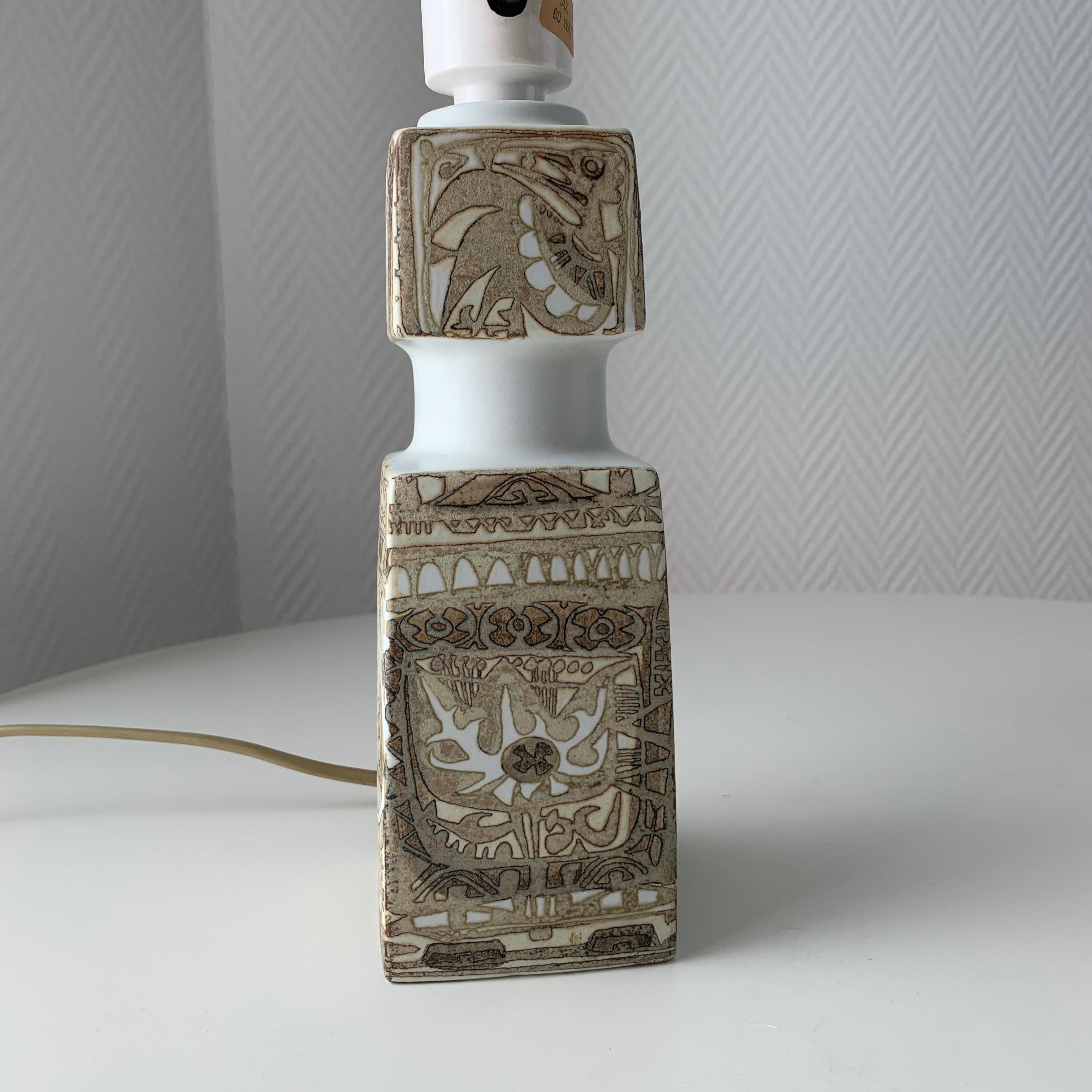 Baca Scandinavian Modern Lamps Royal Copenhagen by Nils Thorsson For Sale 8