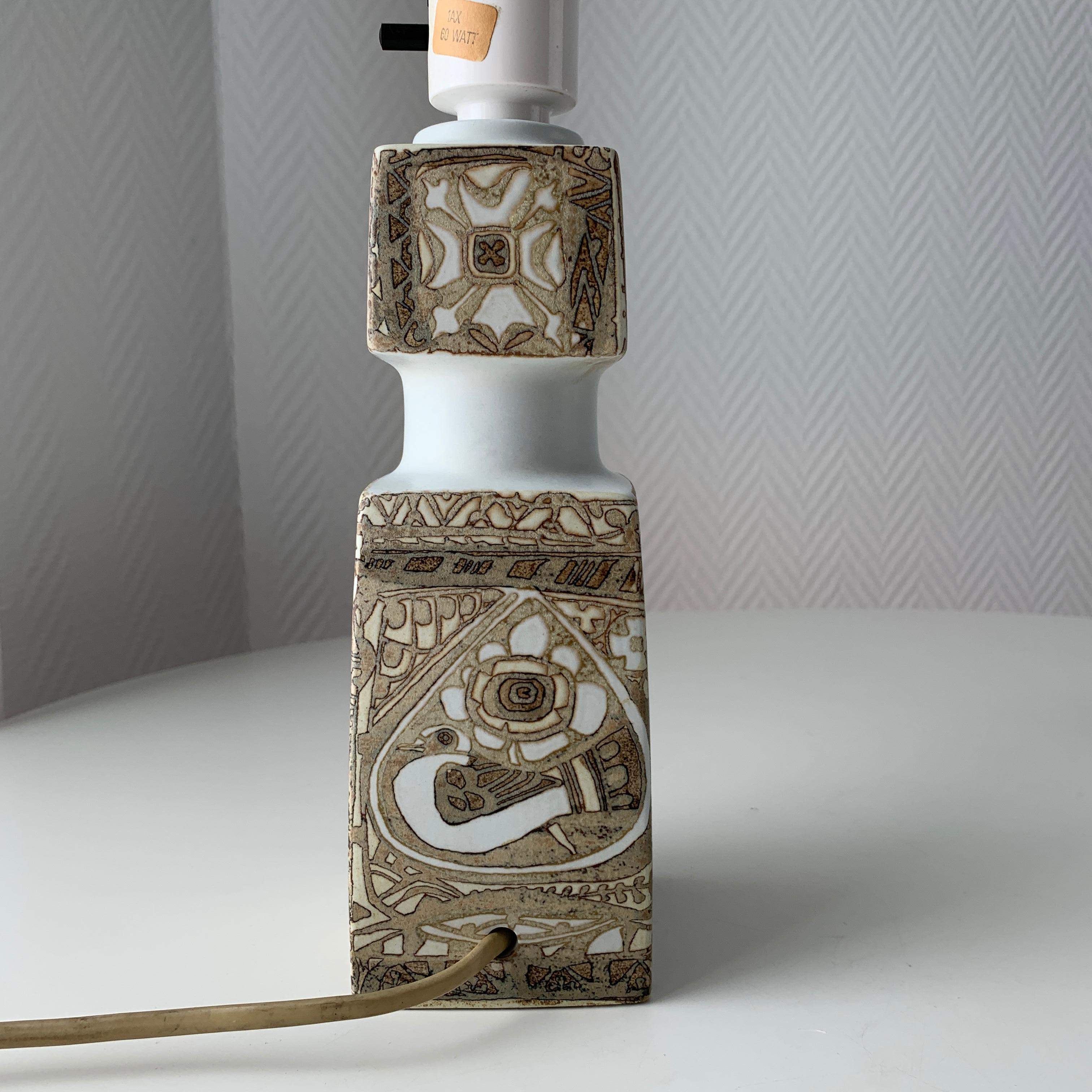 Baca Scandinavian Modern Lamps Royal Copenhagen by Nils Thorsson For Sale 9