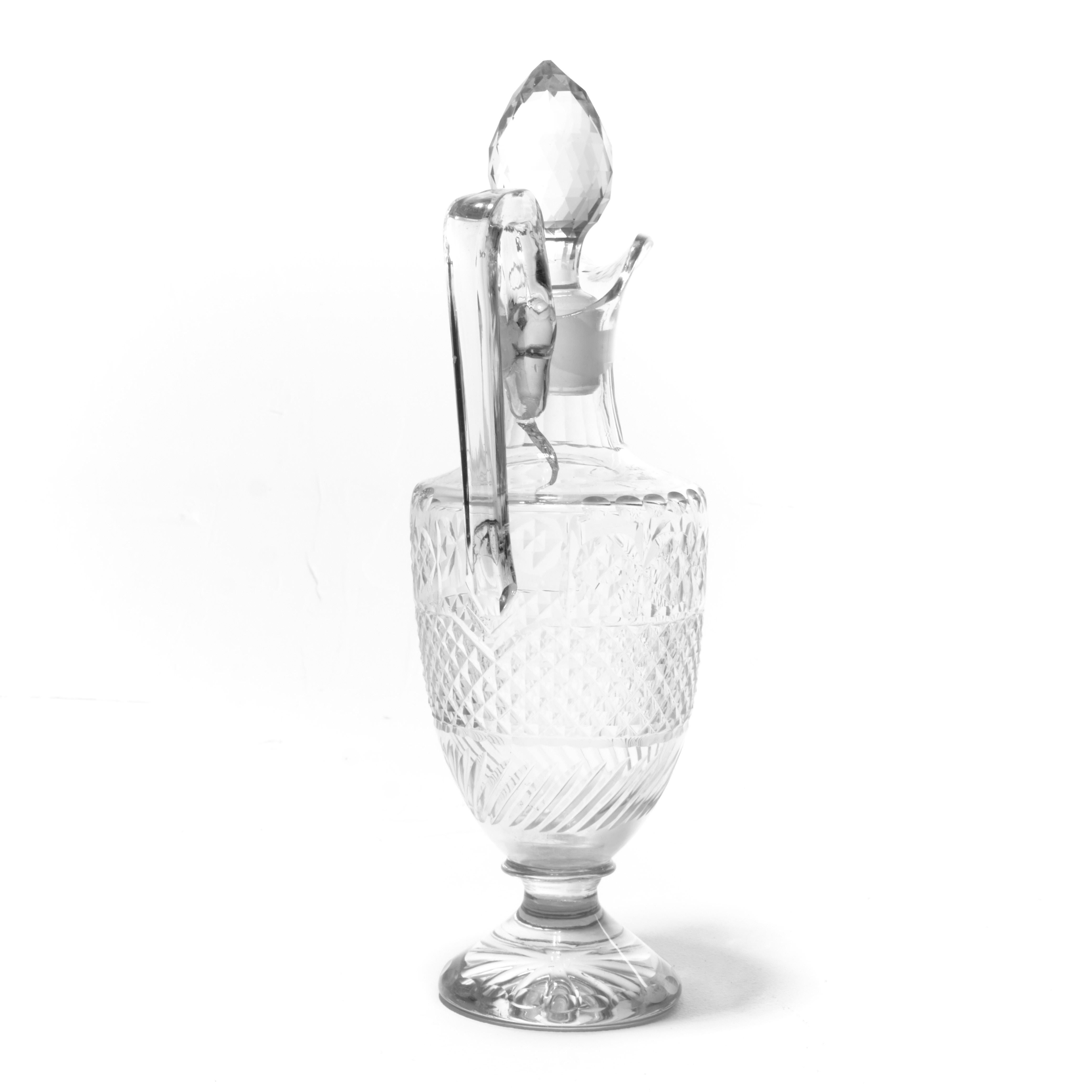 Cristal Carafe Baccarat 16 pouces avec décoration en point de diamant