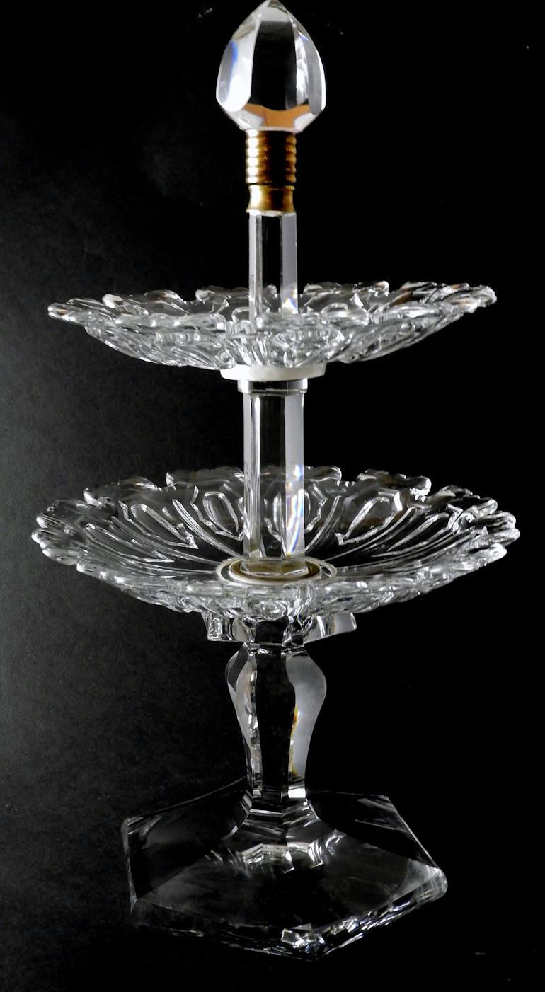 Fait main Centre de table Art déco français en cristal de Baccarat en vente