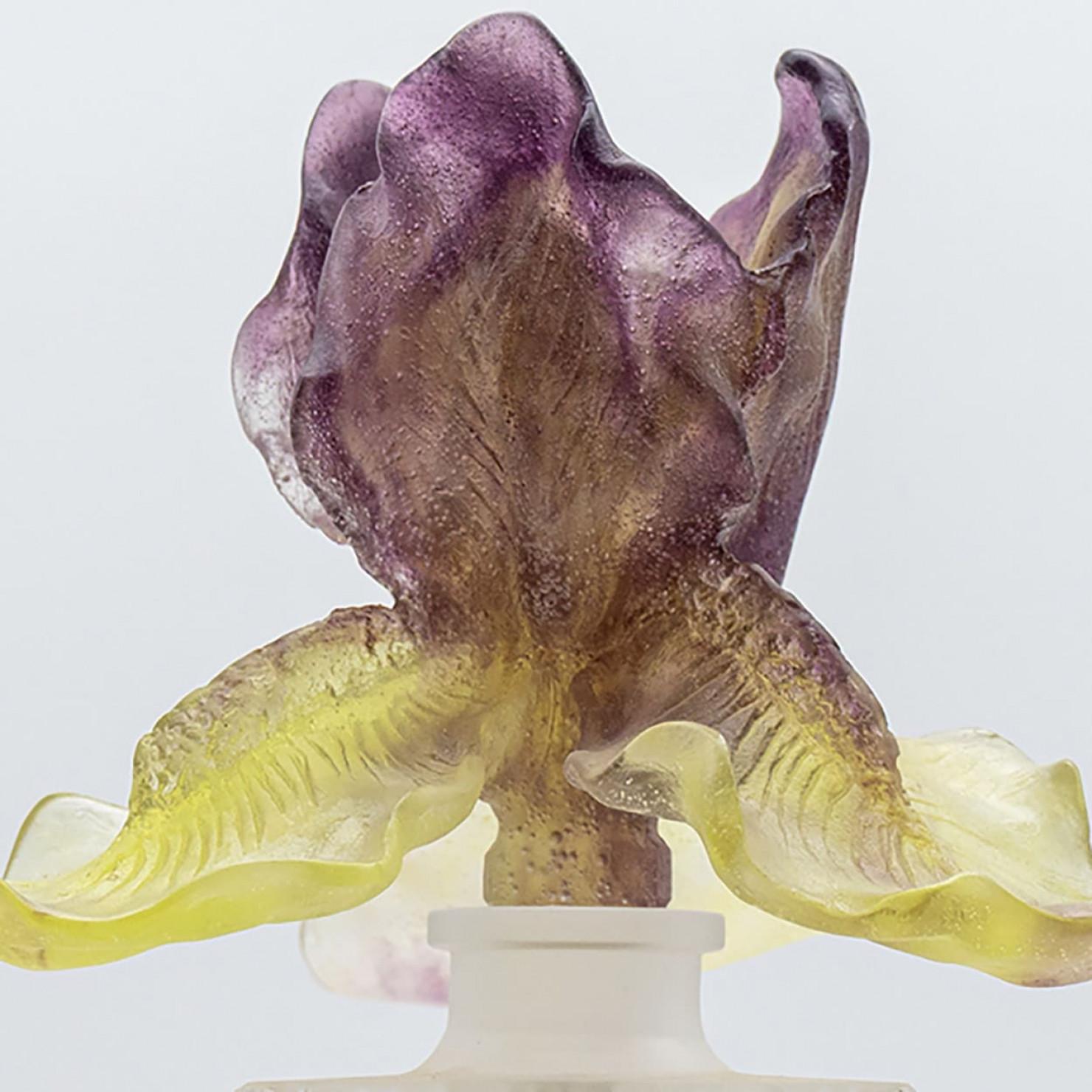 Altro Baccarat bottiglia di fiori in vetro artistico Iris, Francia (Copia) in vendita