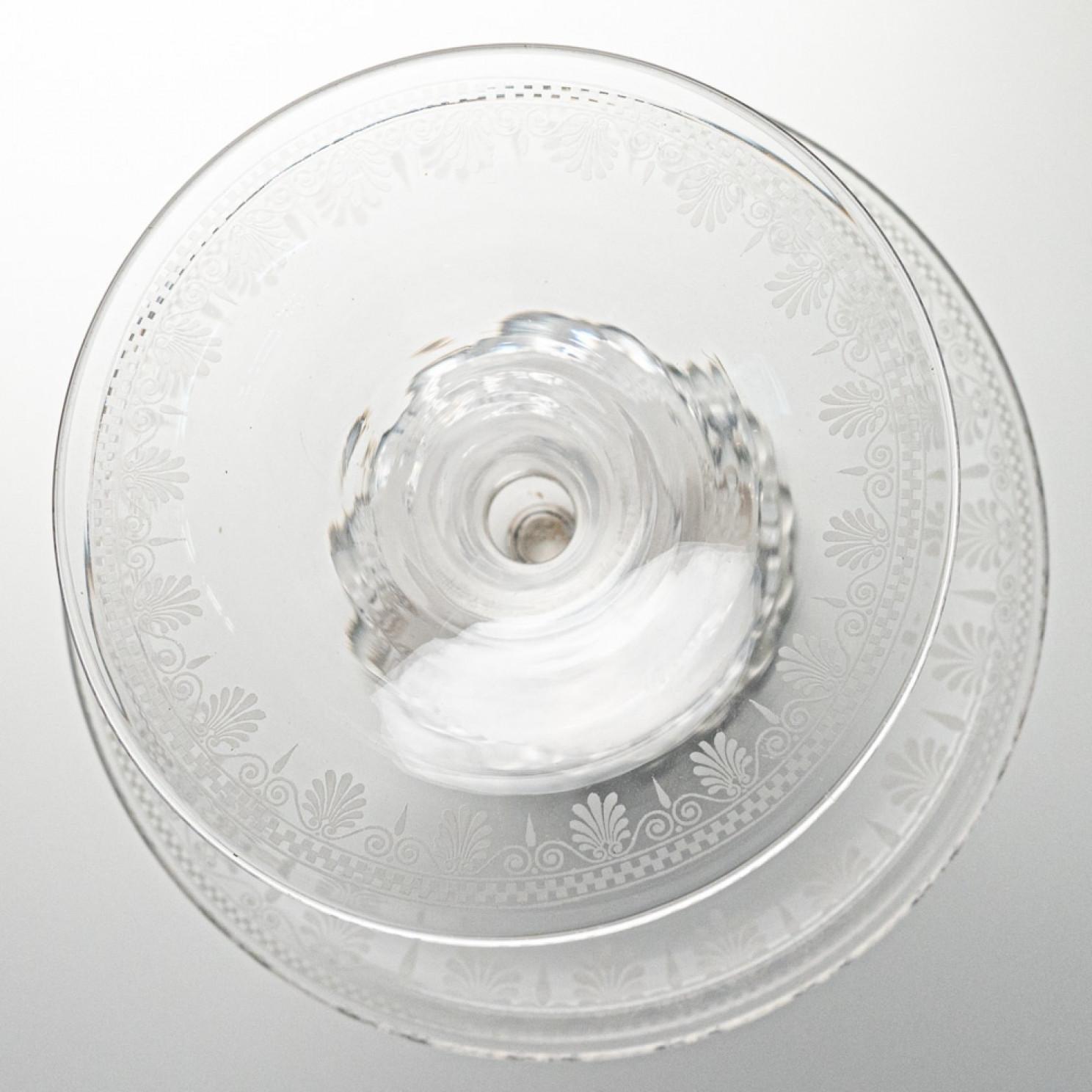 Early 20th Century Baccarat Bowl and Vase With Etched Decoration, circa 1920