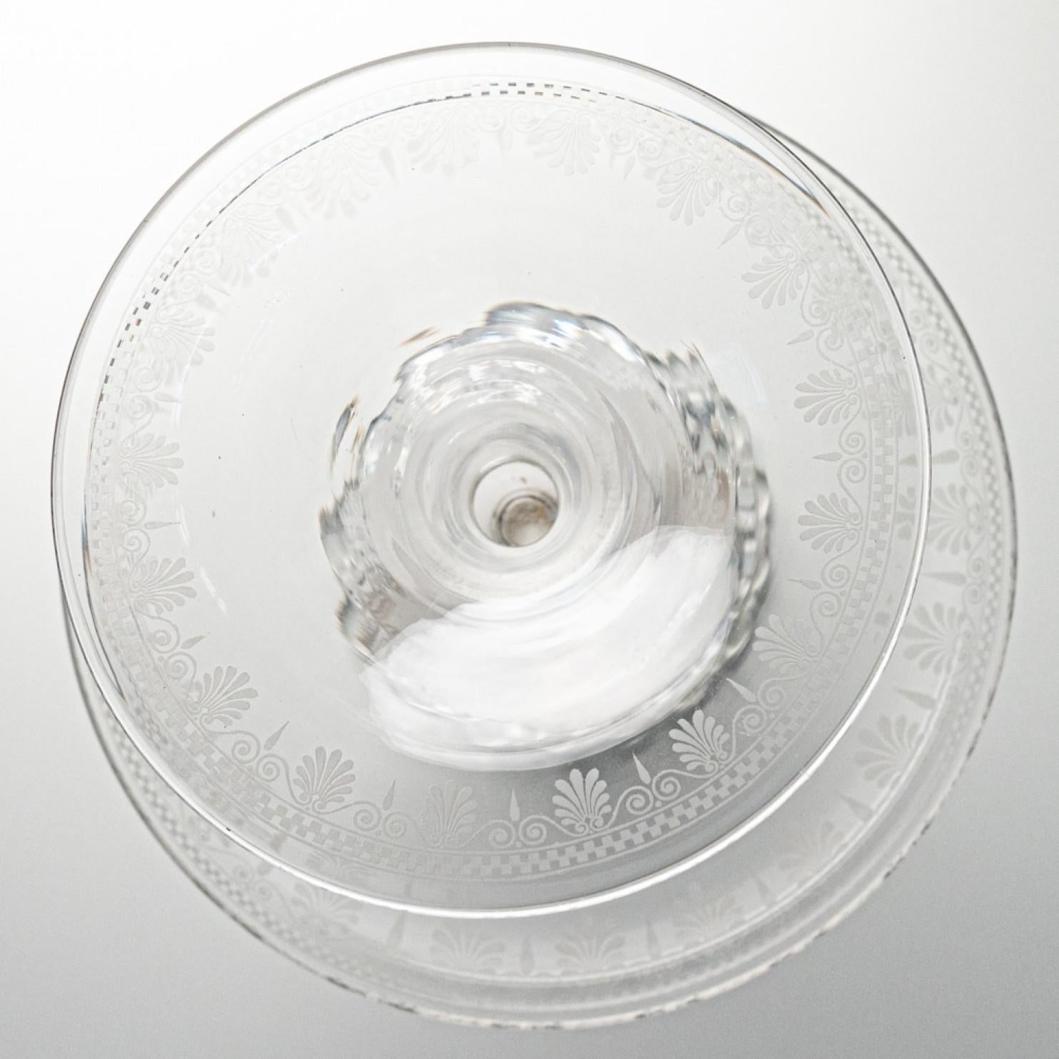 Inizio XX secolo Ciotola e vaso Baccarat con decorazione incisa, 1920 circa in vendita