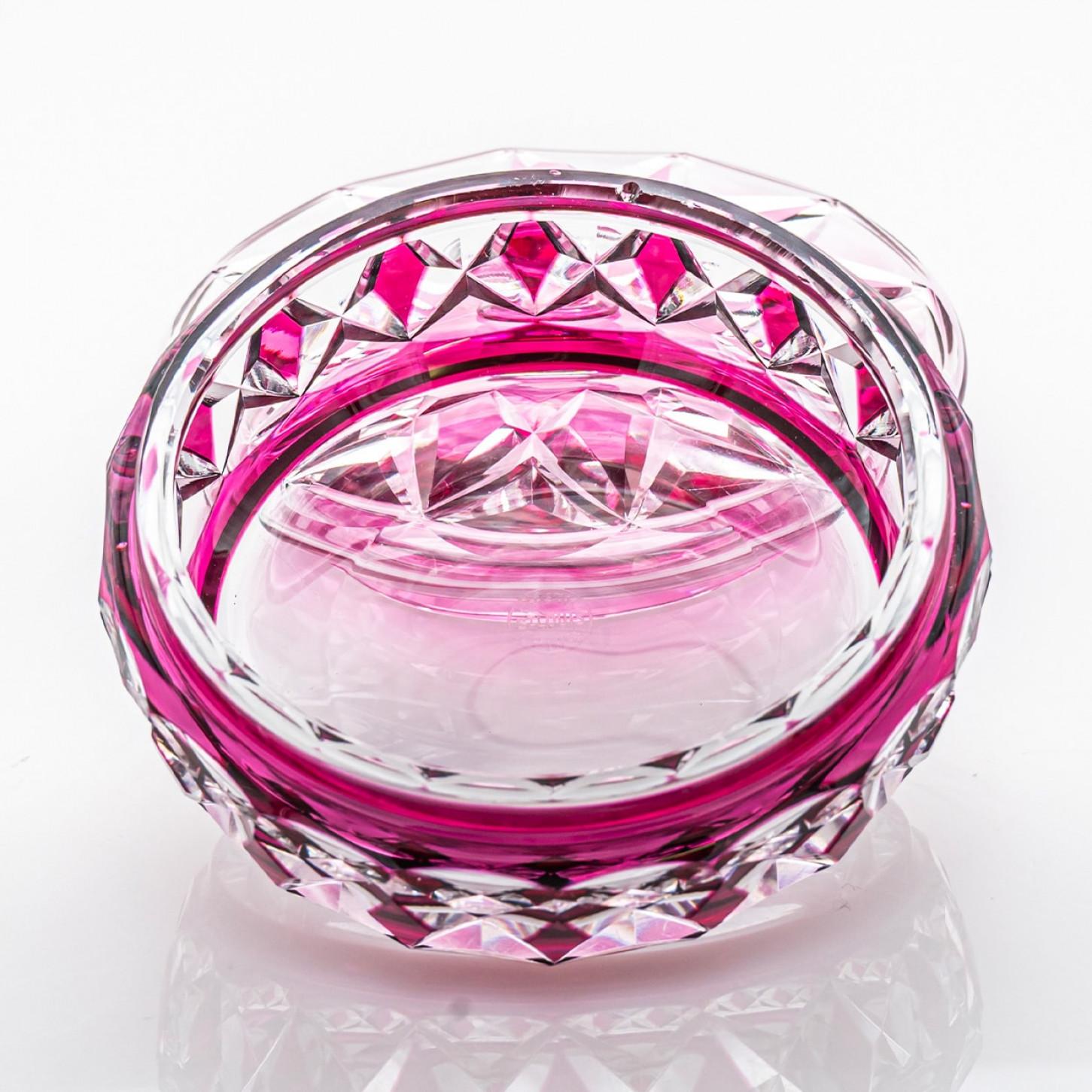 Bombonera Baccarat, Cristal Rosa Profundo, Francia en venta 2