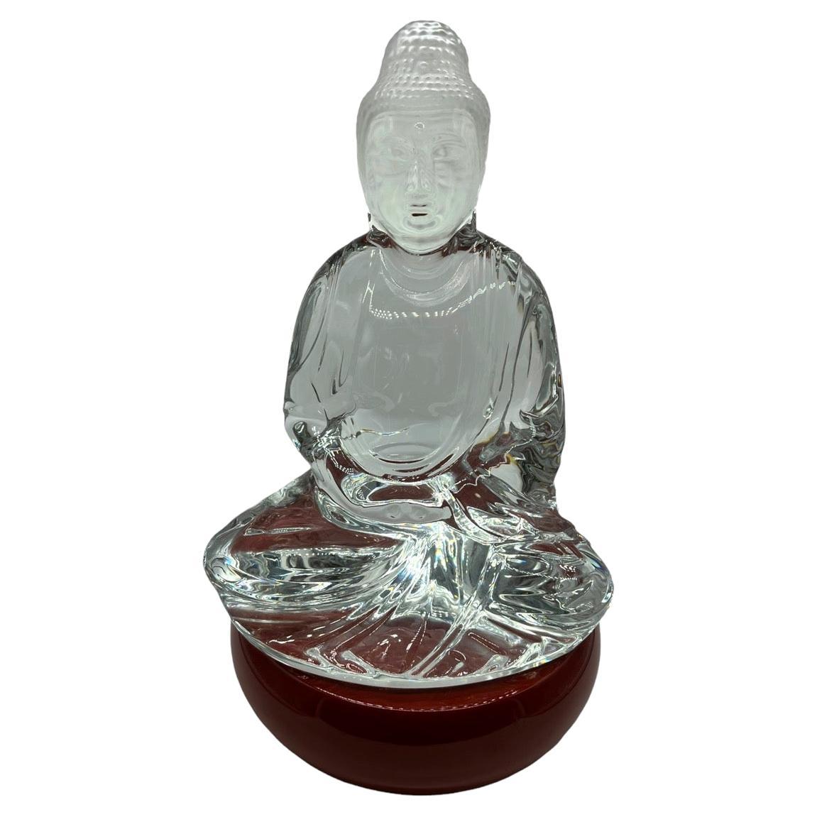 Figurine de bouddhiste en cristal transparent de Baccarat conçue par Kenzo Takada